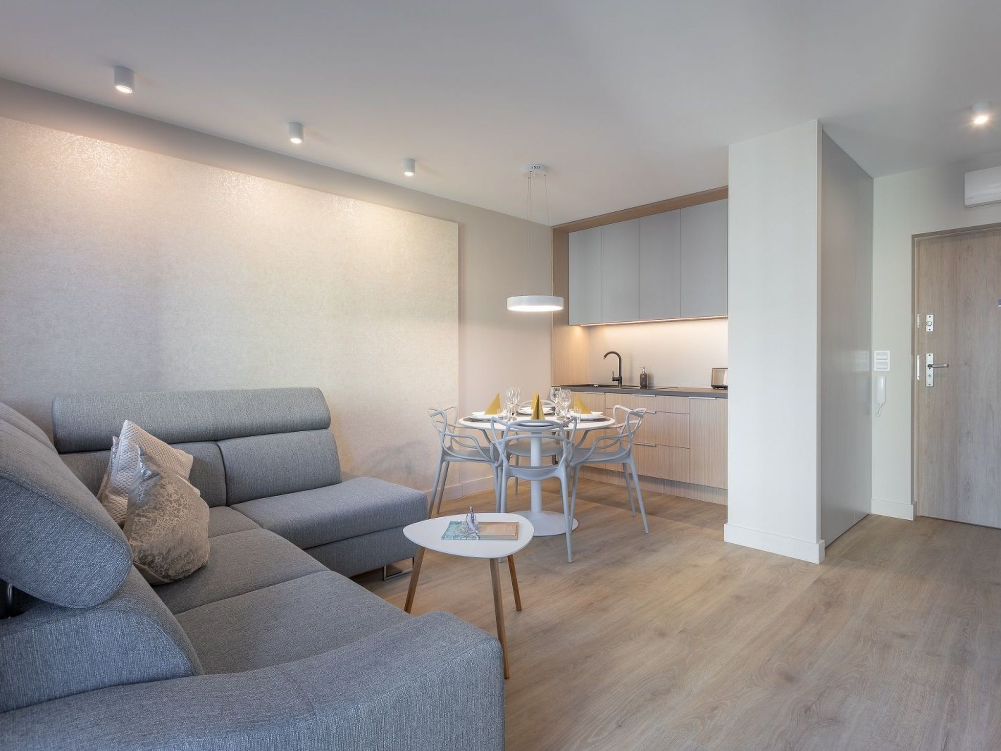 Schönes Ferienappartement Gold in Swinemünde — Living Room (3 of 11)