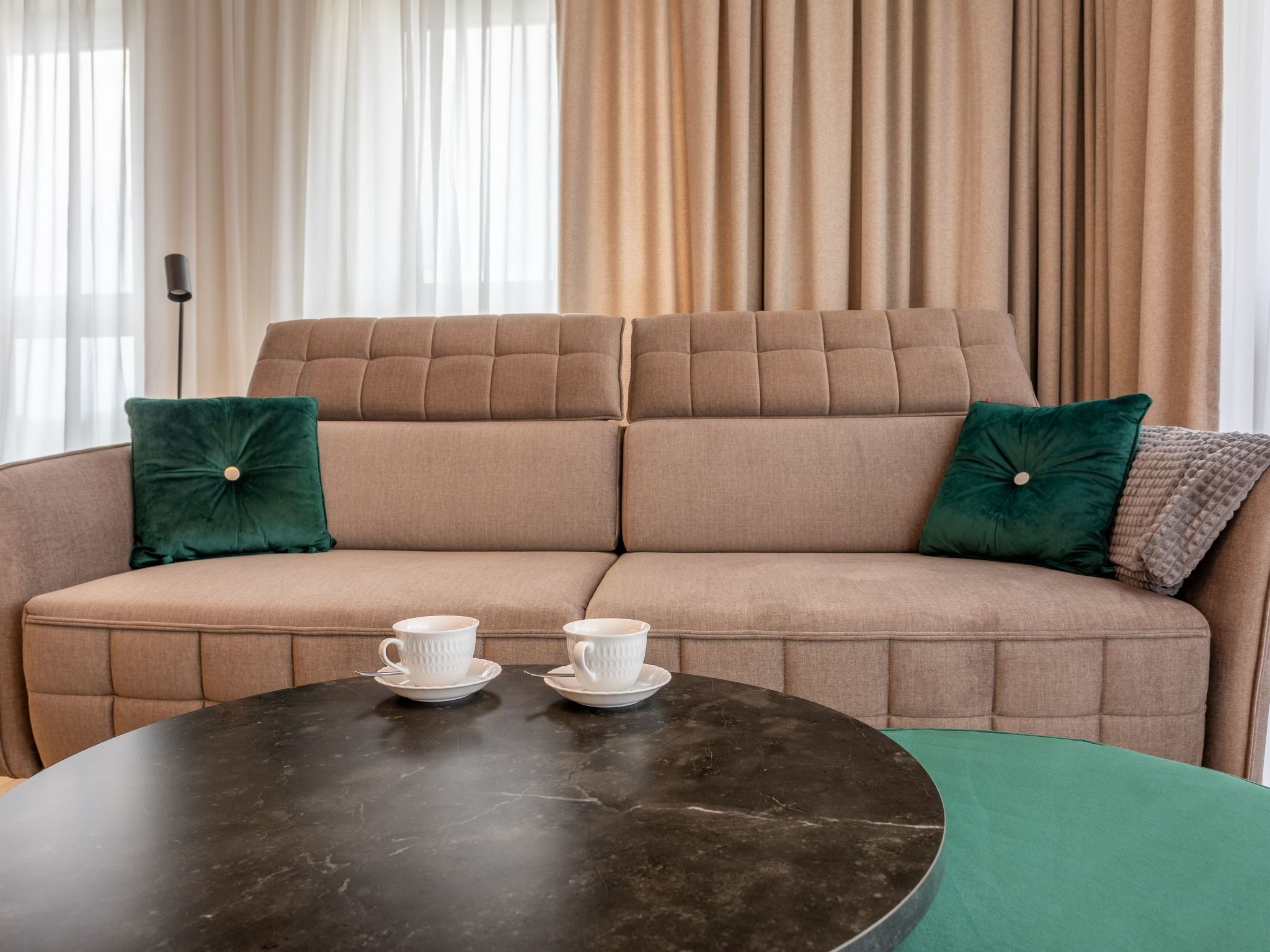 mit Balkon an der Ostsee — Living Room (3 of 13)