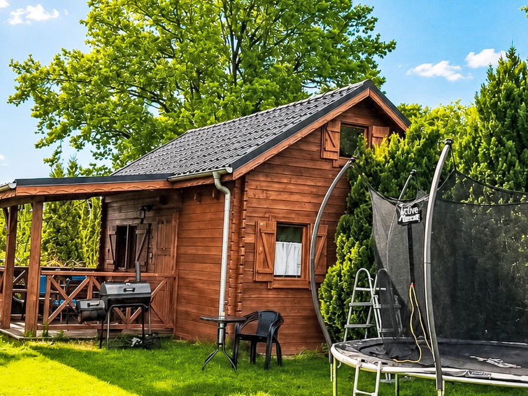 Haus In Karsibór Mit Grill, Terrasse Und Garten - Świnoujście