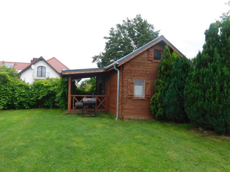 Haus In Karsibór Mit Grill, Terrasse Und Garten - Świnoujście