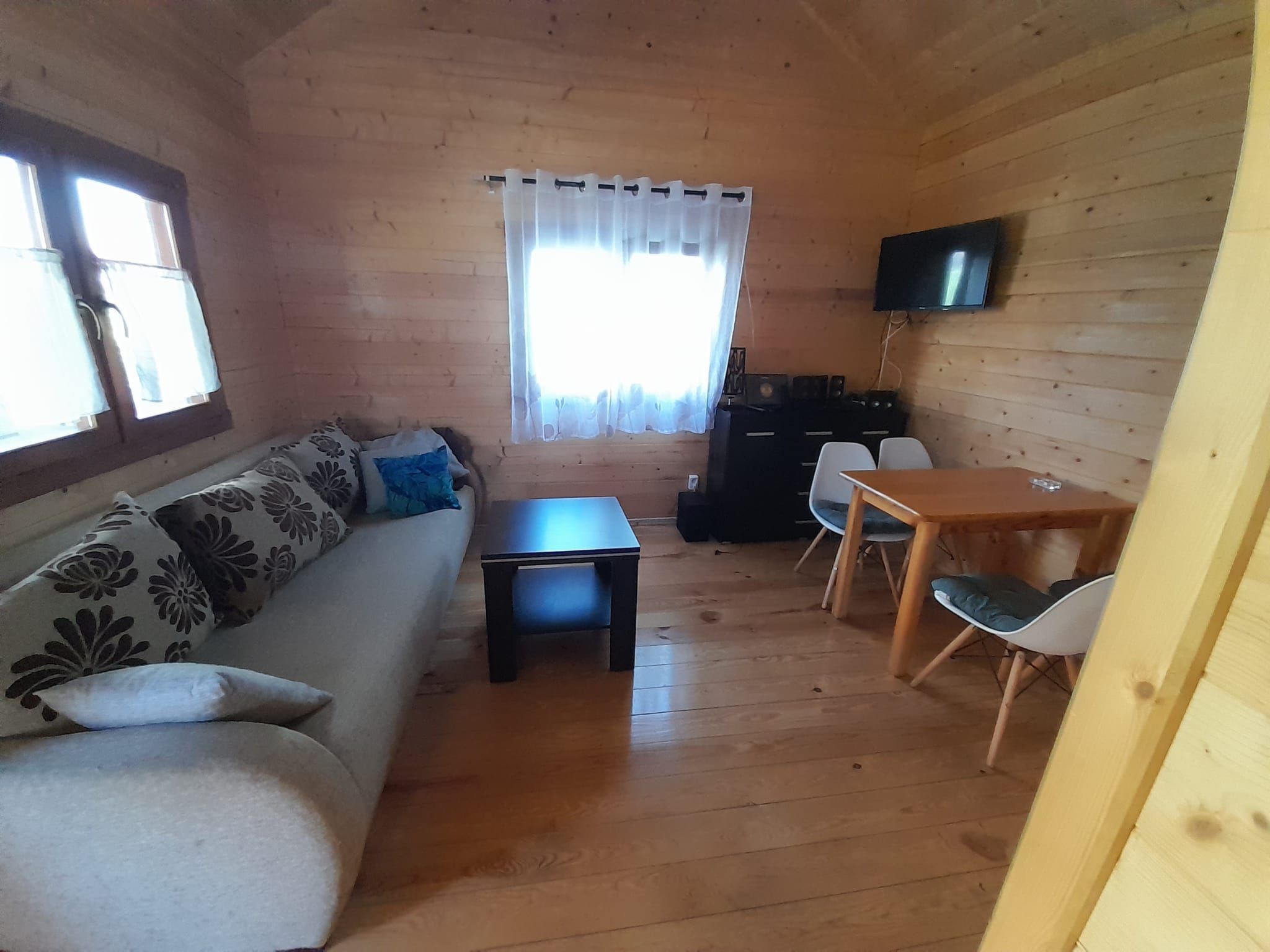 Haus in Karsibór mit Grill, Terrasse und Garten