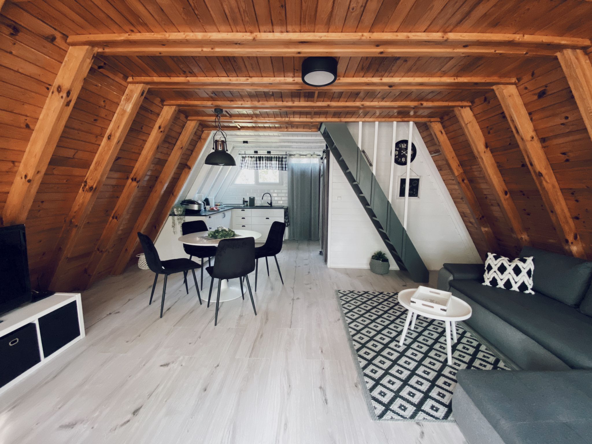 Dario-Image-tags.info