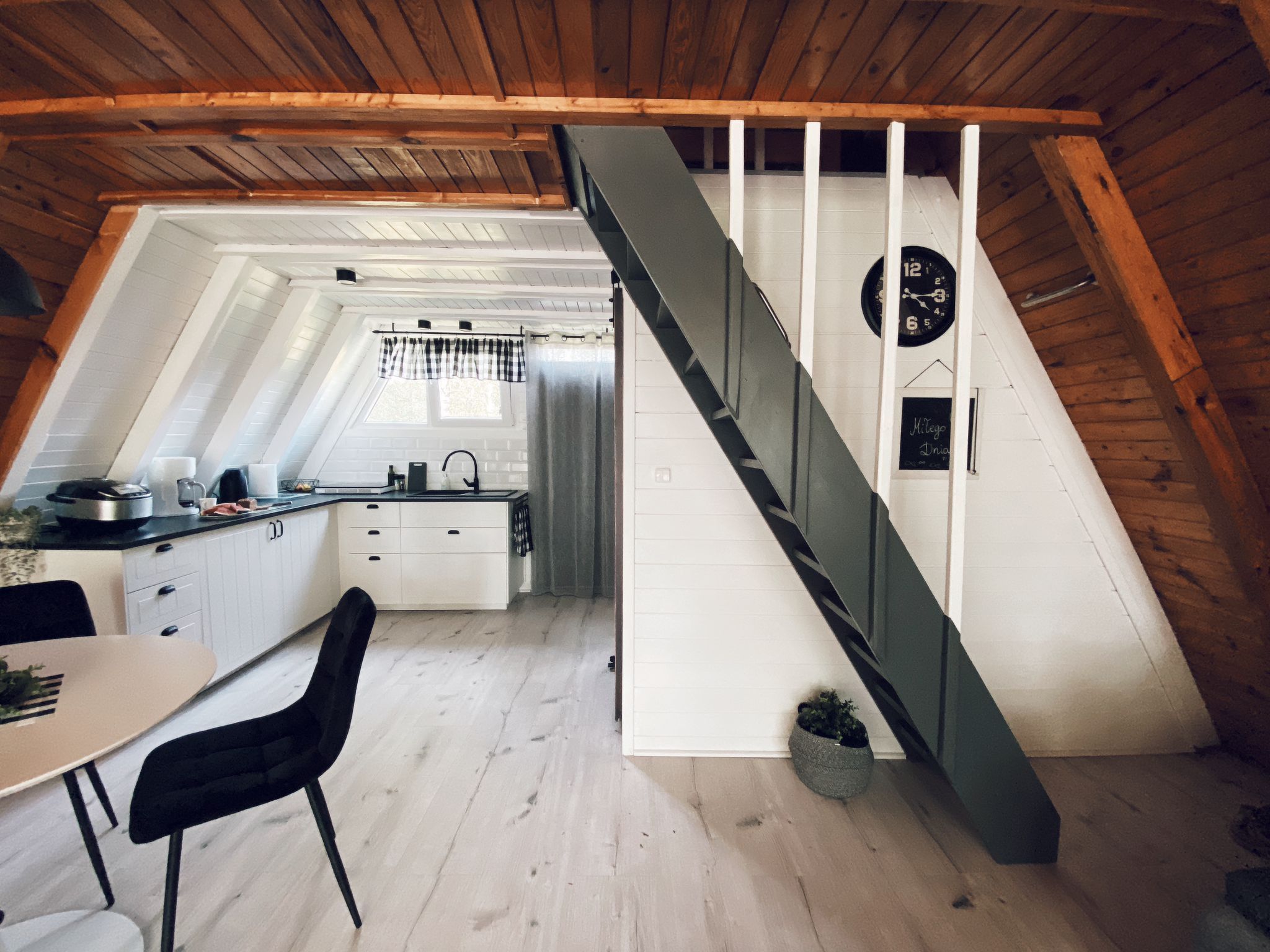 Dario-Image-tags.info