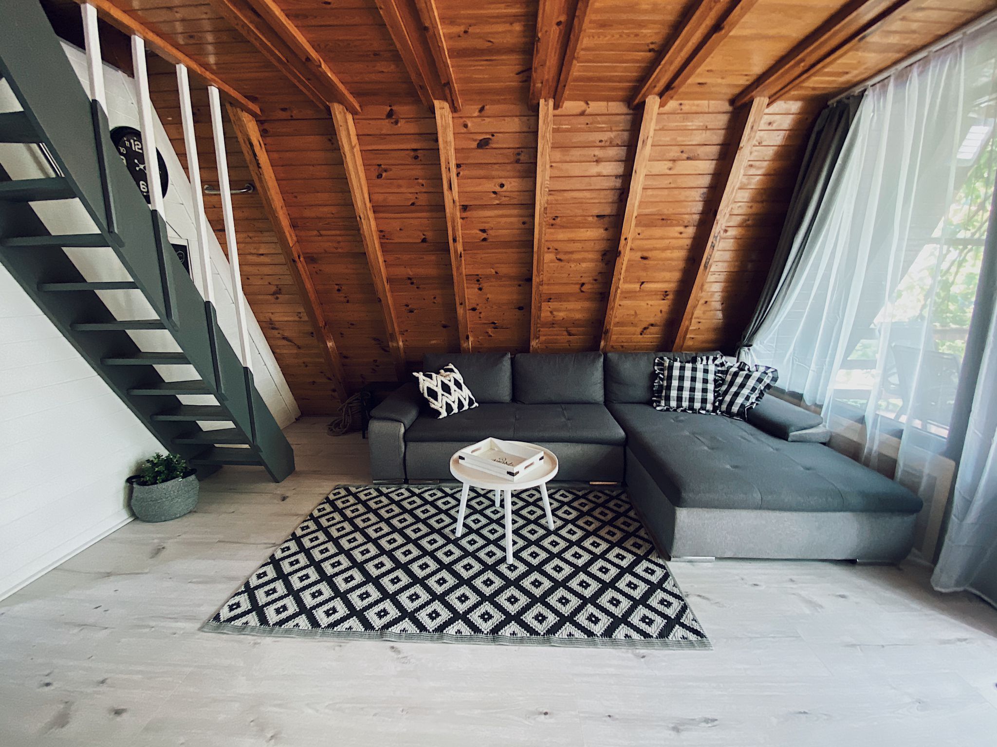 Dario-Image-tags.info