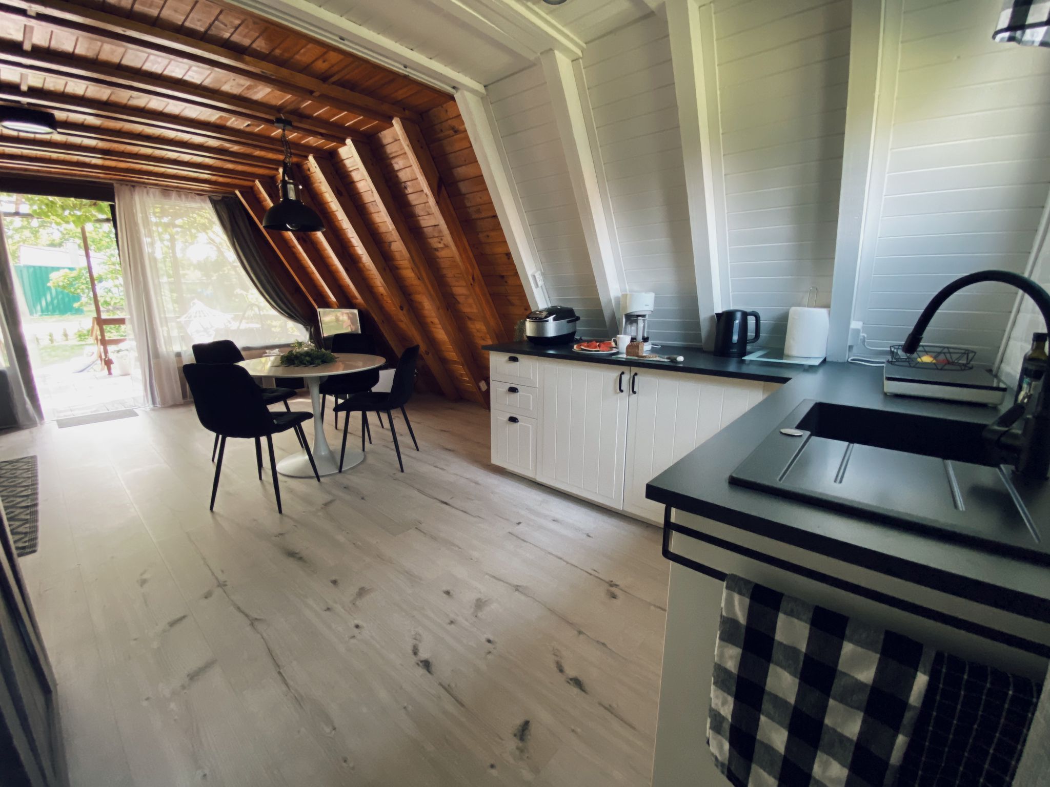 Dario-Image-tags.info