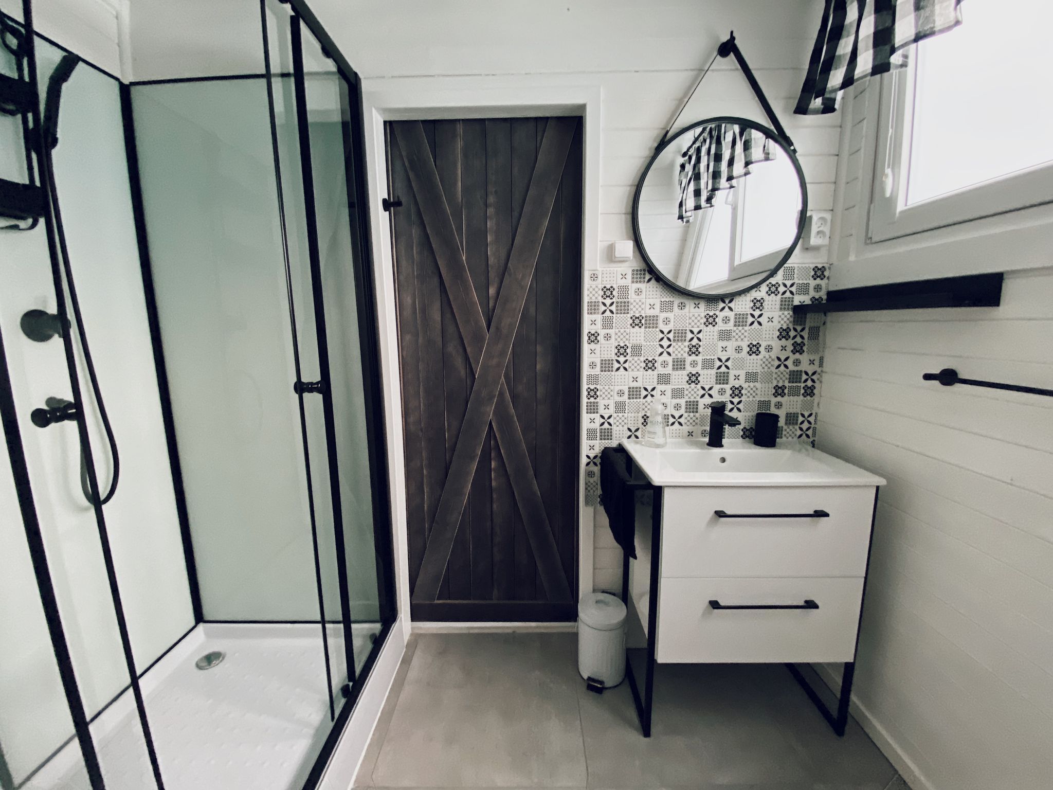 Dario-Image-tags.info