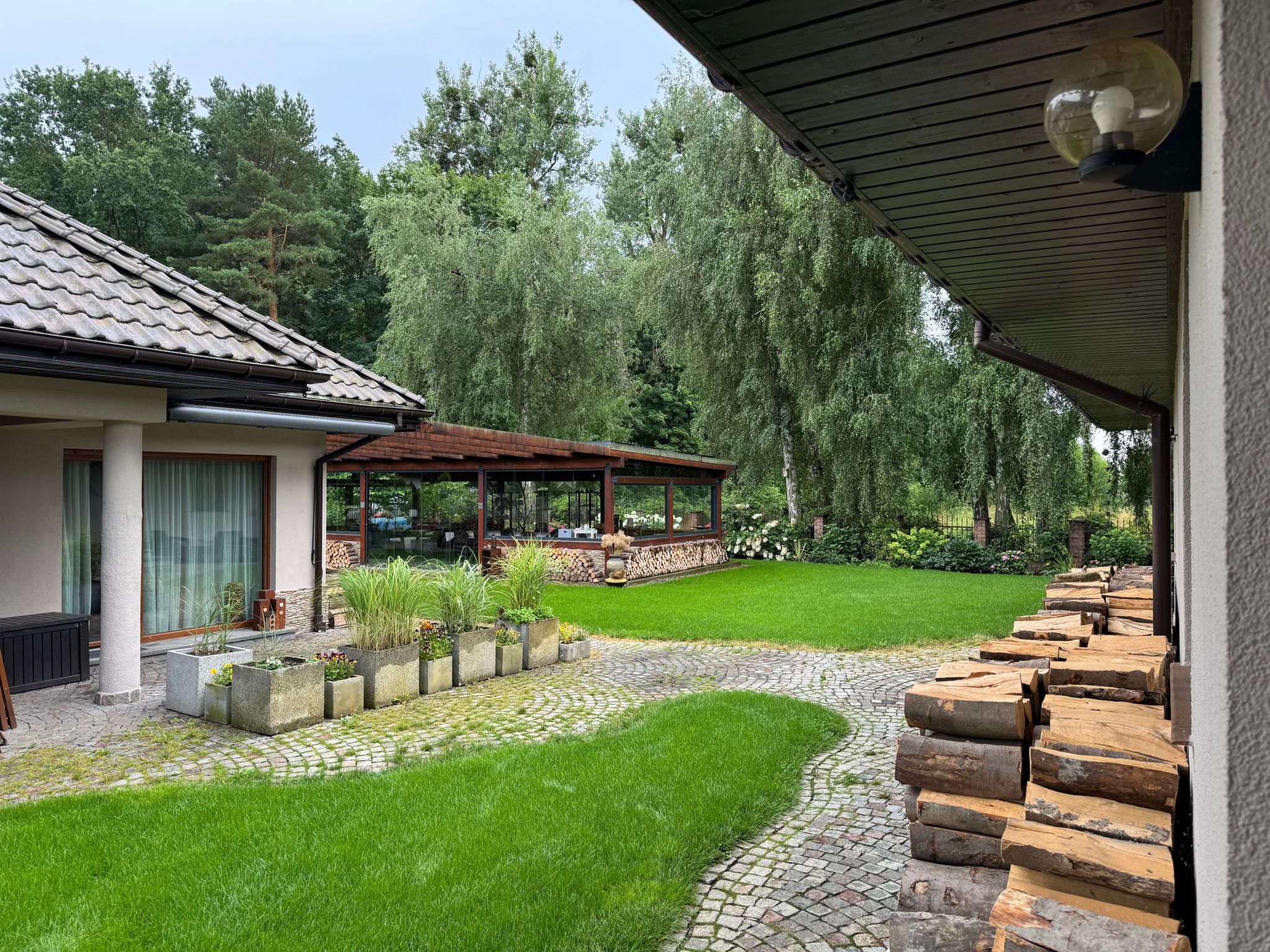 Mit Wasserblick-Binnen