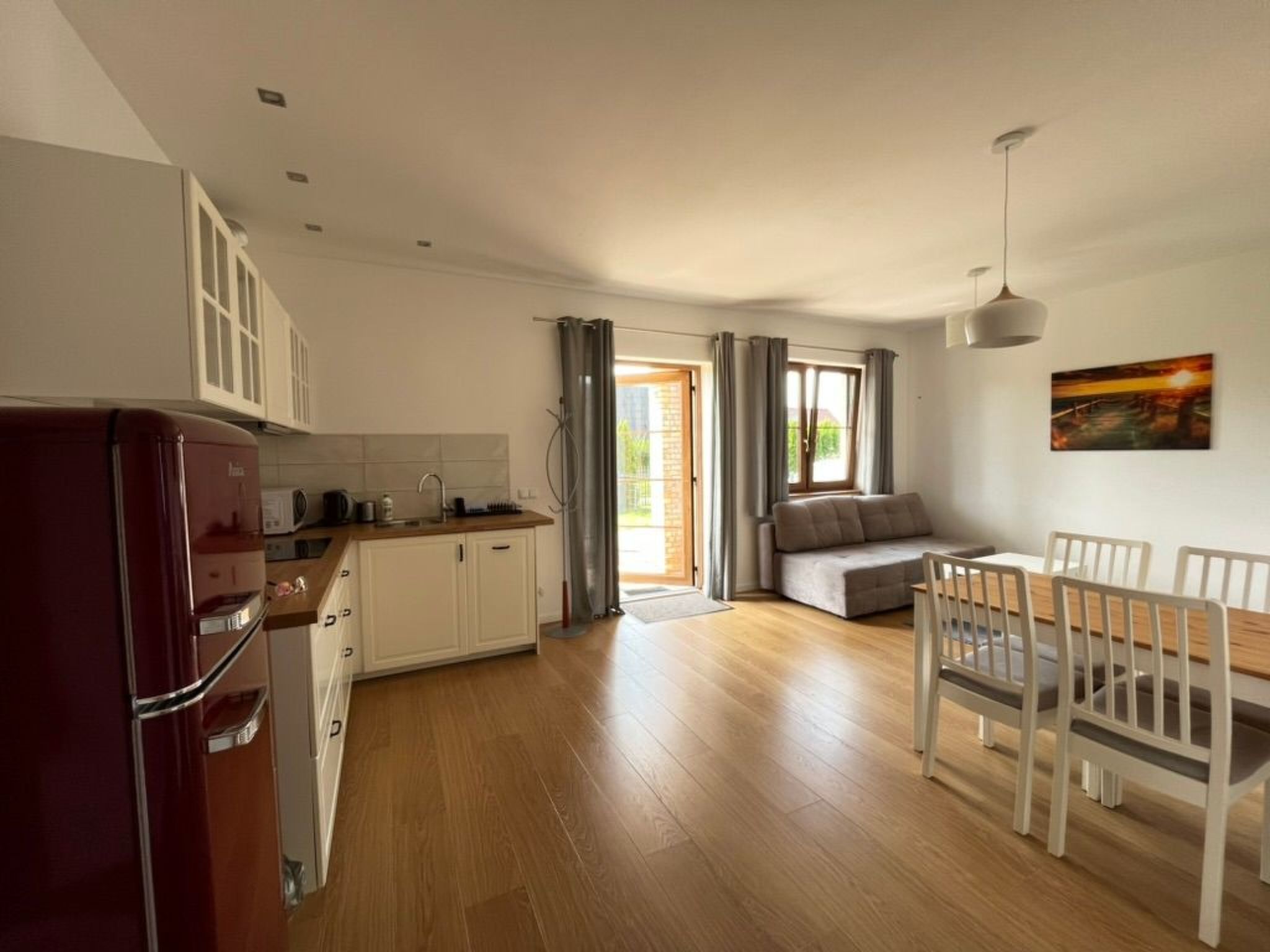 Komfortable Wohnung mit Garten, in der Nähe des Meeres-Binnen