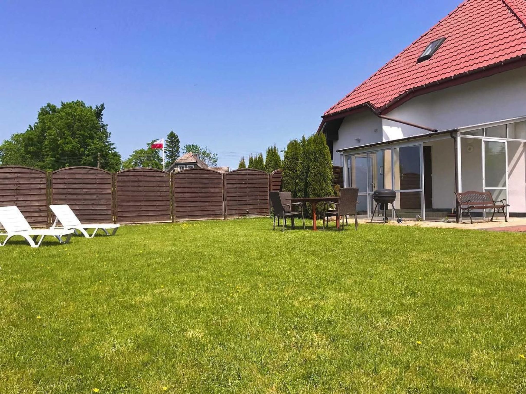 Wohnung mit Blick auf das Wasser-Image-tags.info