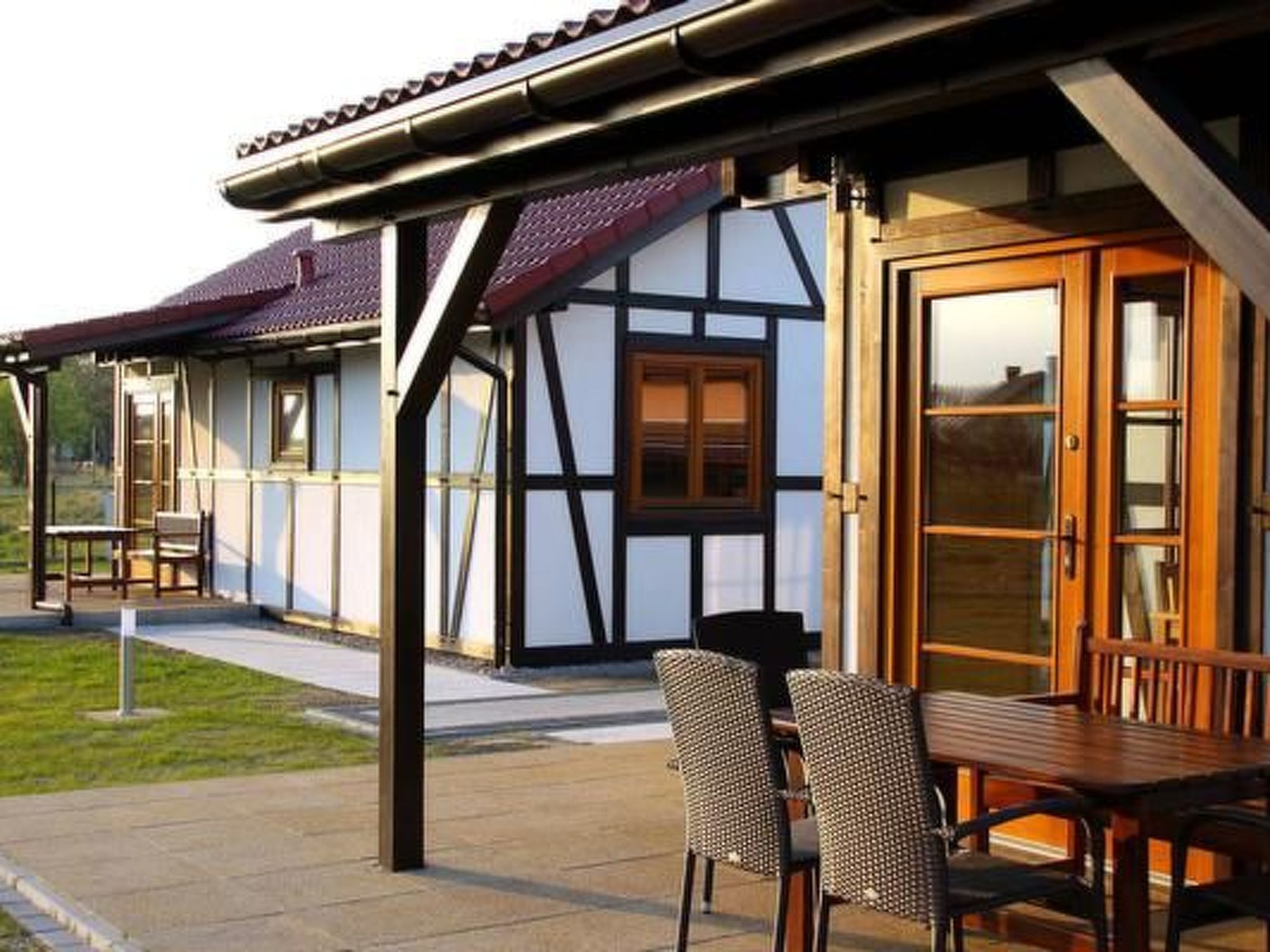 "Haus2" mit Wasserblick-Image-tags.info