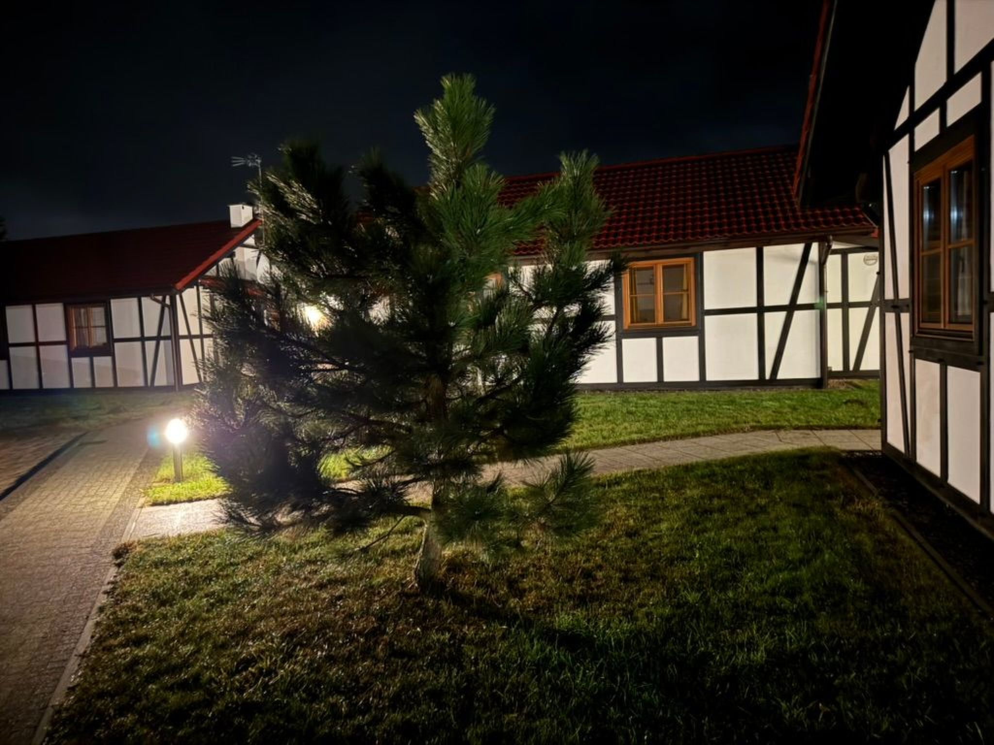 "Haus2" mit Wasserblick-Image-tags.info