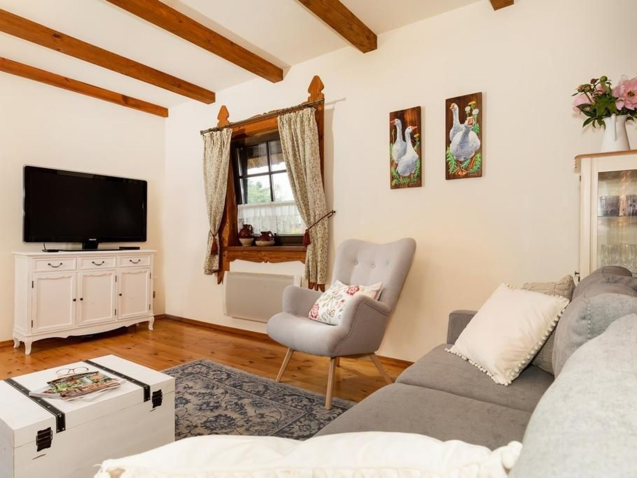 In Gąski mit Gepflegtem Garten-Binnen