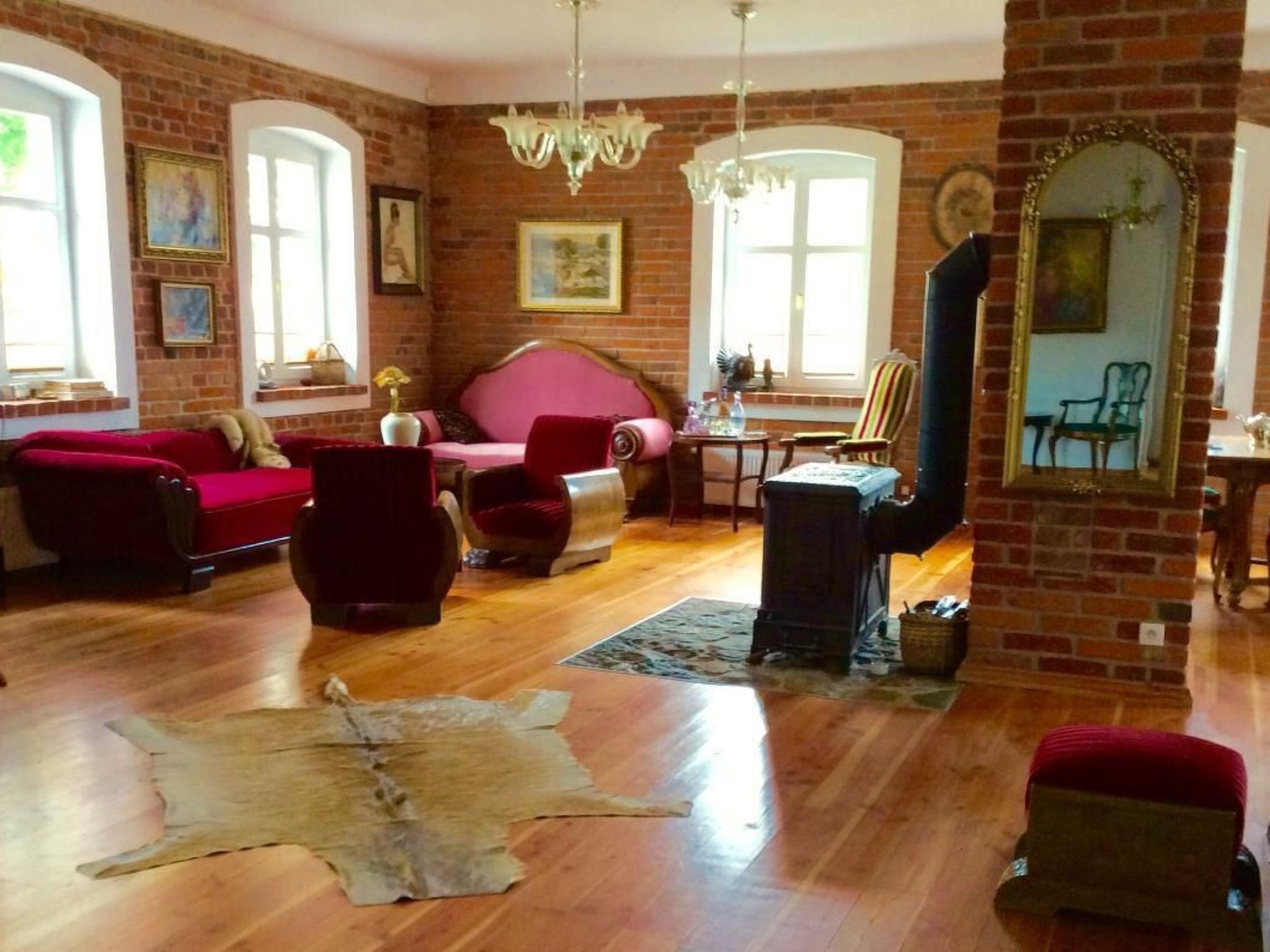 Anwesen mit Garten, Grill und Terrasse-Binnen