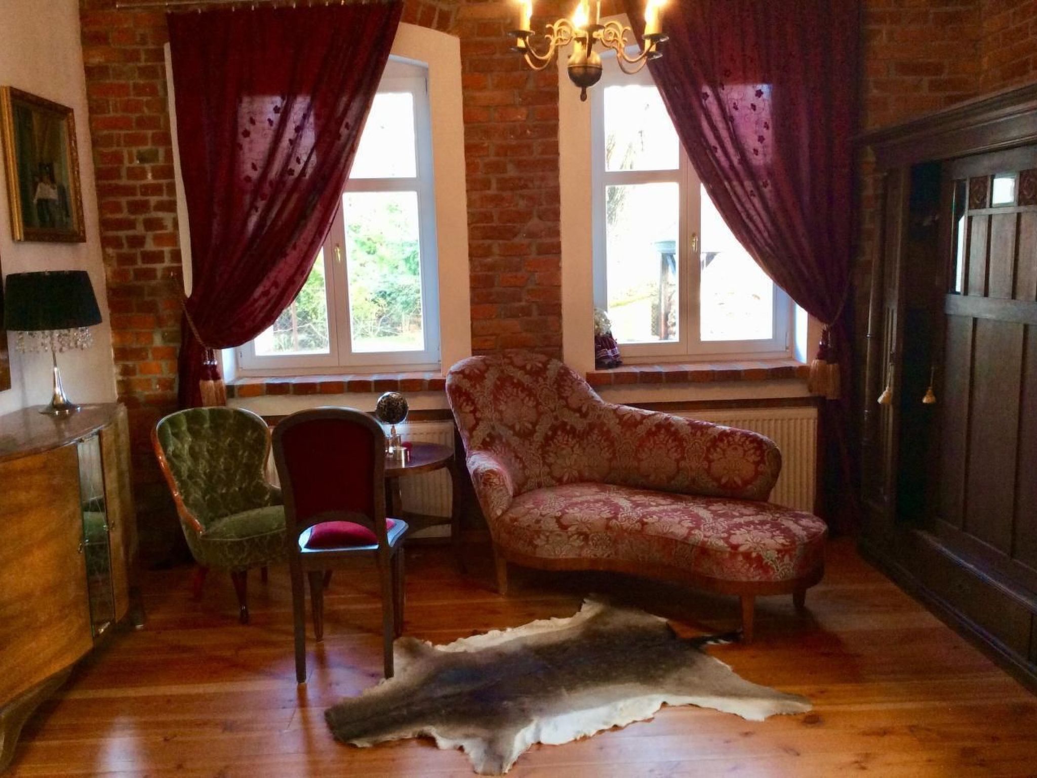 Anwesen mit Garten, Grill und Terrasse-Binnen