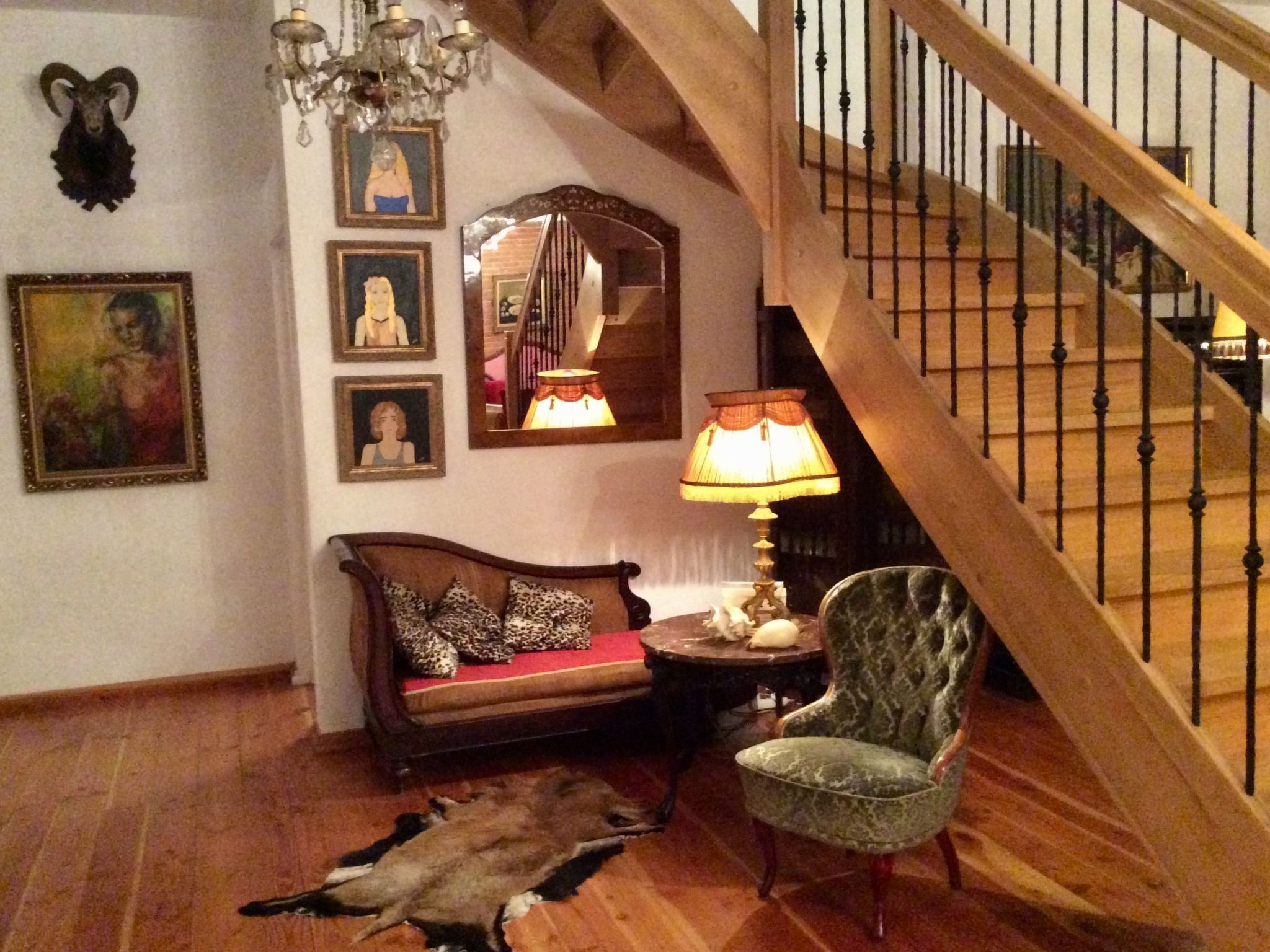 Anwesen mit Garten, Grill und Terrasse-Binnen