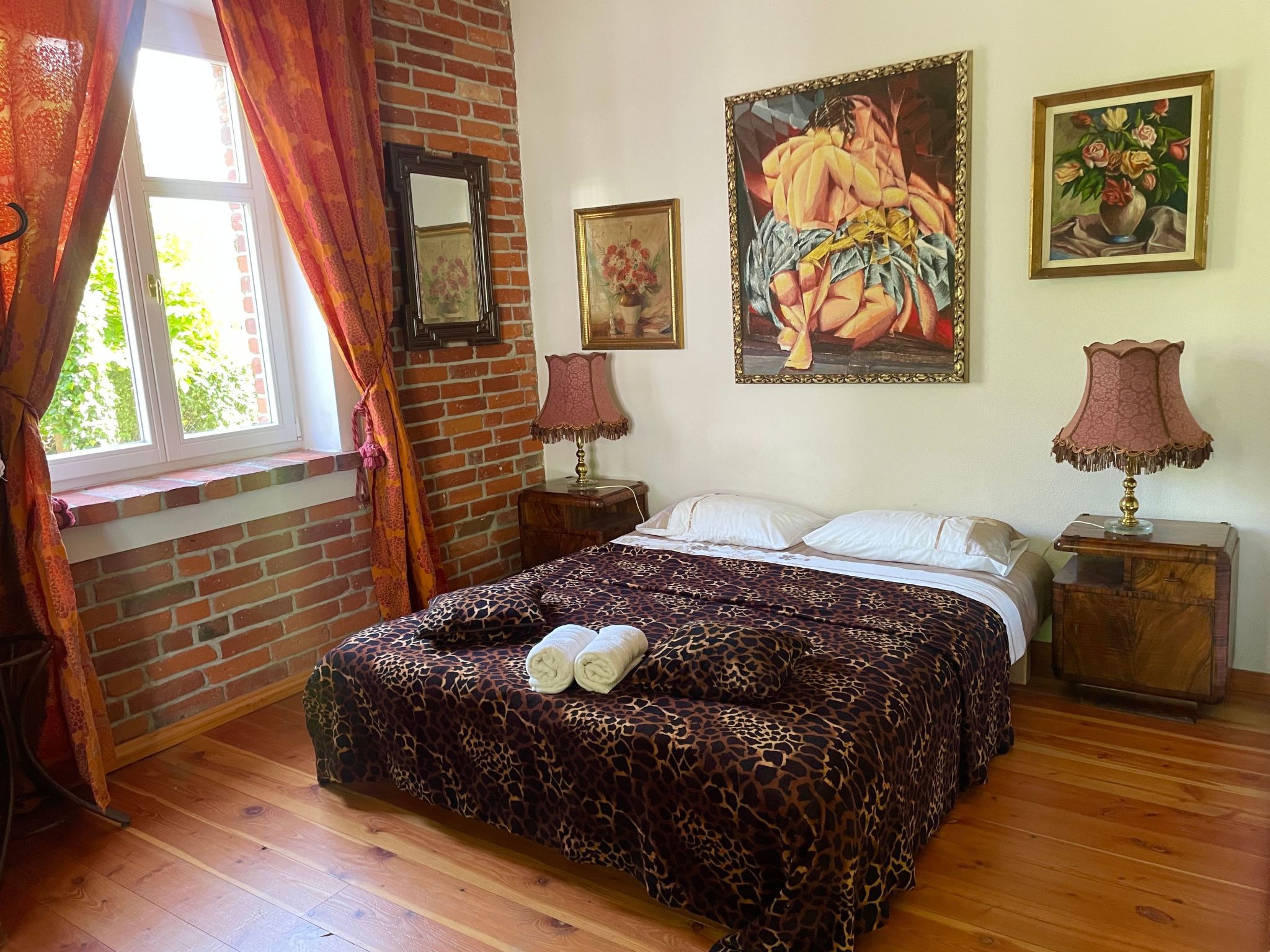 Anwesen mit Garten, Grill und Terrasse-Binnen