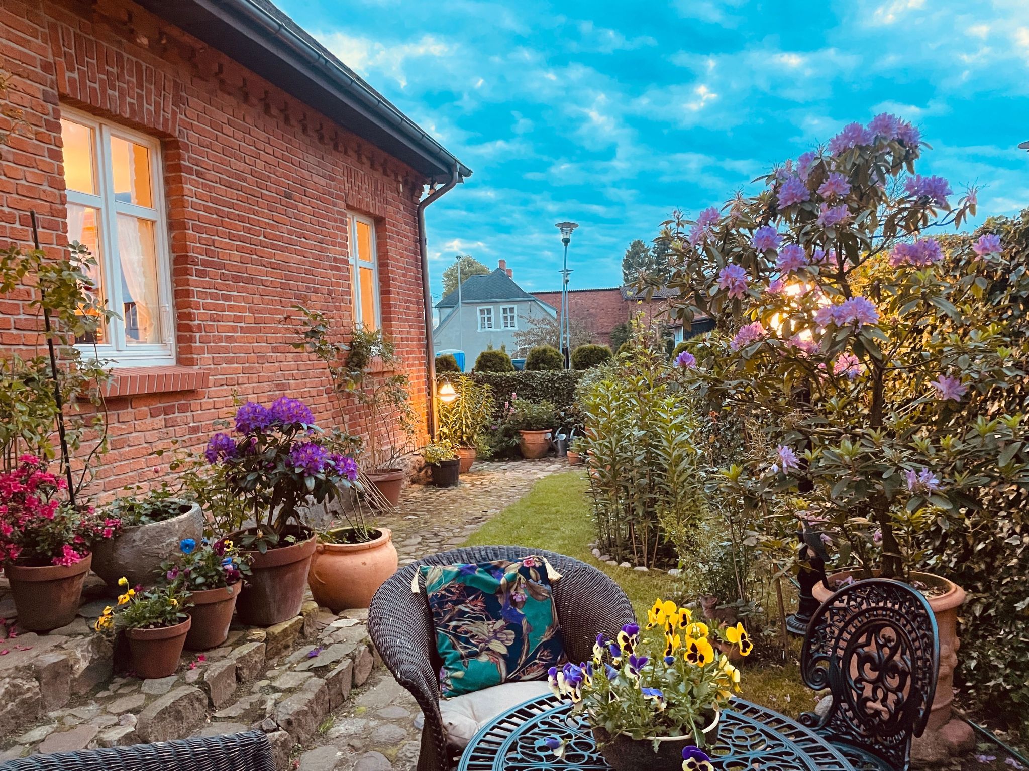 Anwesen mit Garten, Grill und Terrasse-Binnen