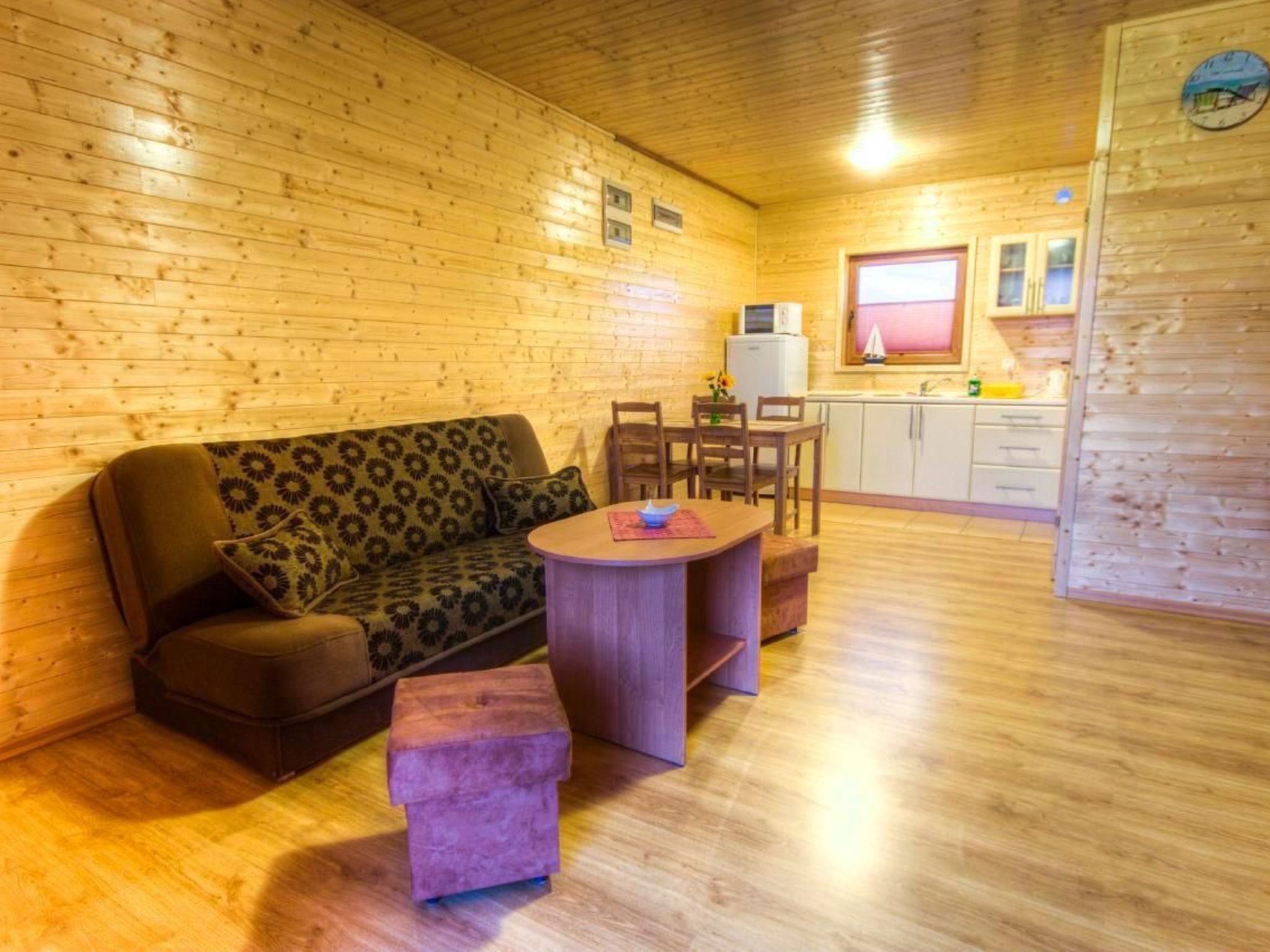 "Cottage2" in einem eingezäunten Gebiet-Binnen