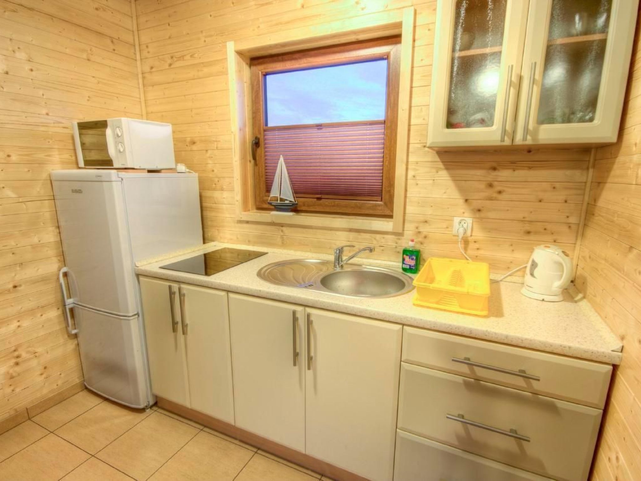 "Cottage2" in einem eingezäunten Gebiet-Binnen