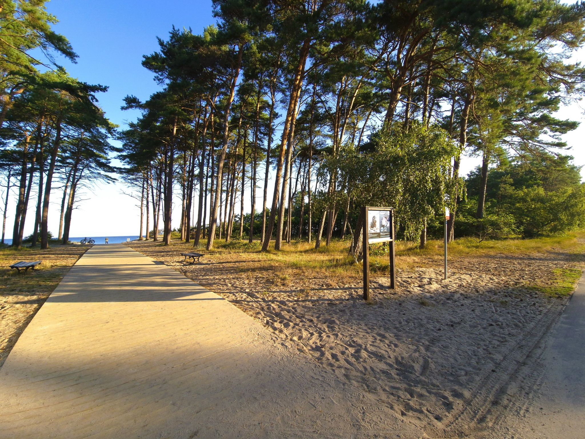 "New 5" mit gemeinschaftlichem Pool-Binnen