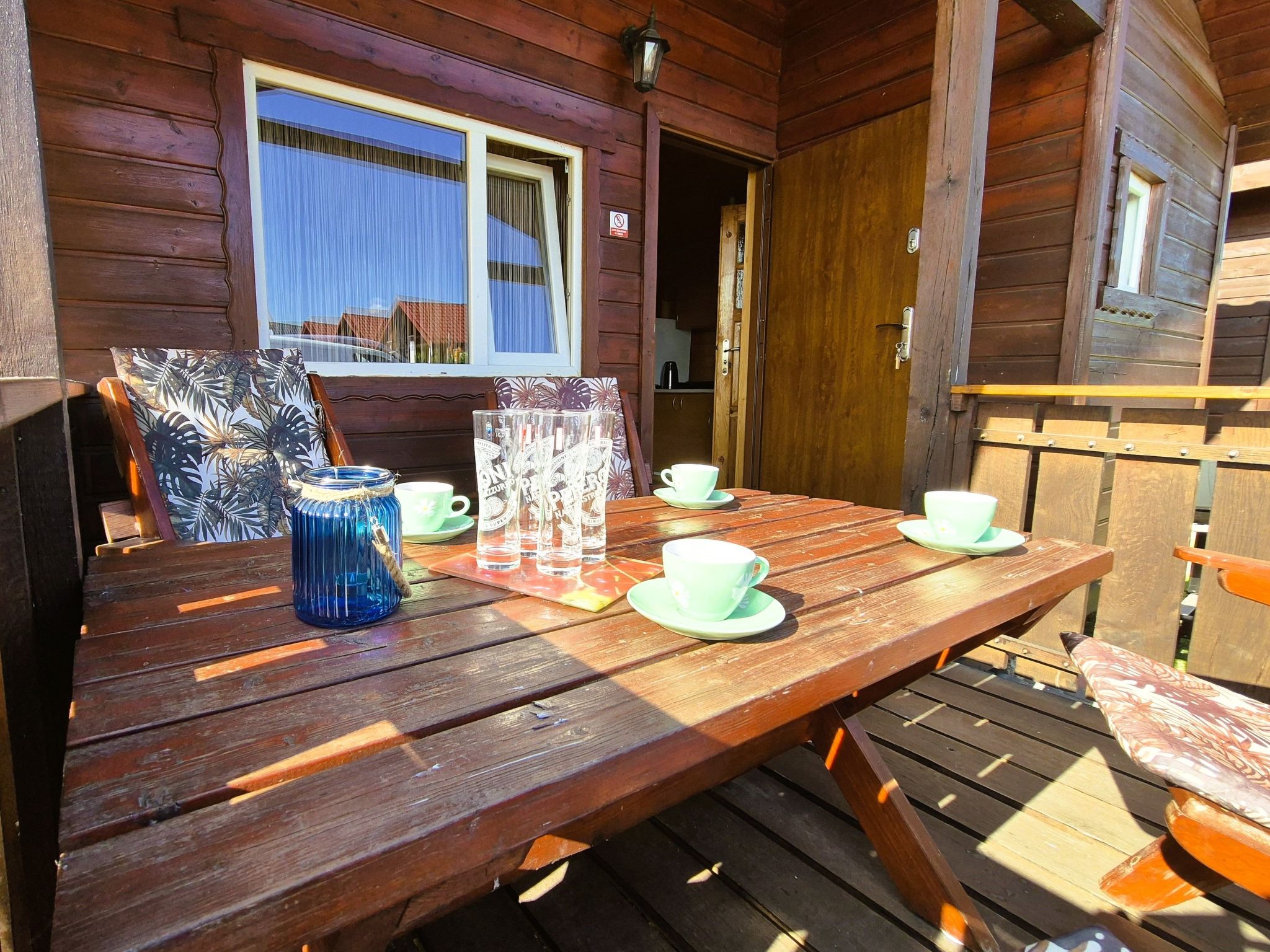 Mit gemeinschaftlichem Pool-Binnen