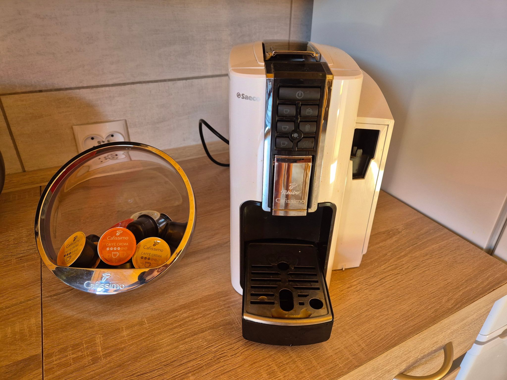 Mit Schwimmbad-Binnen