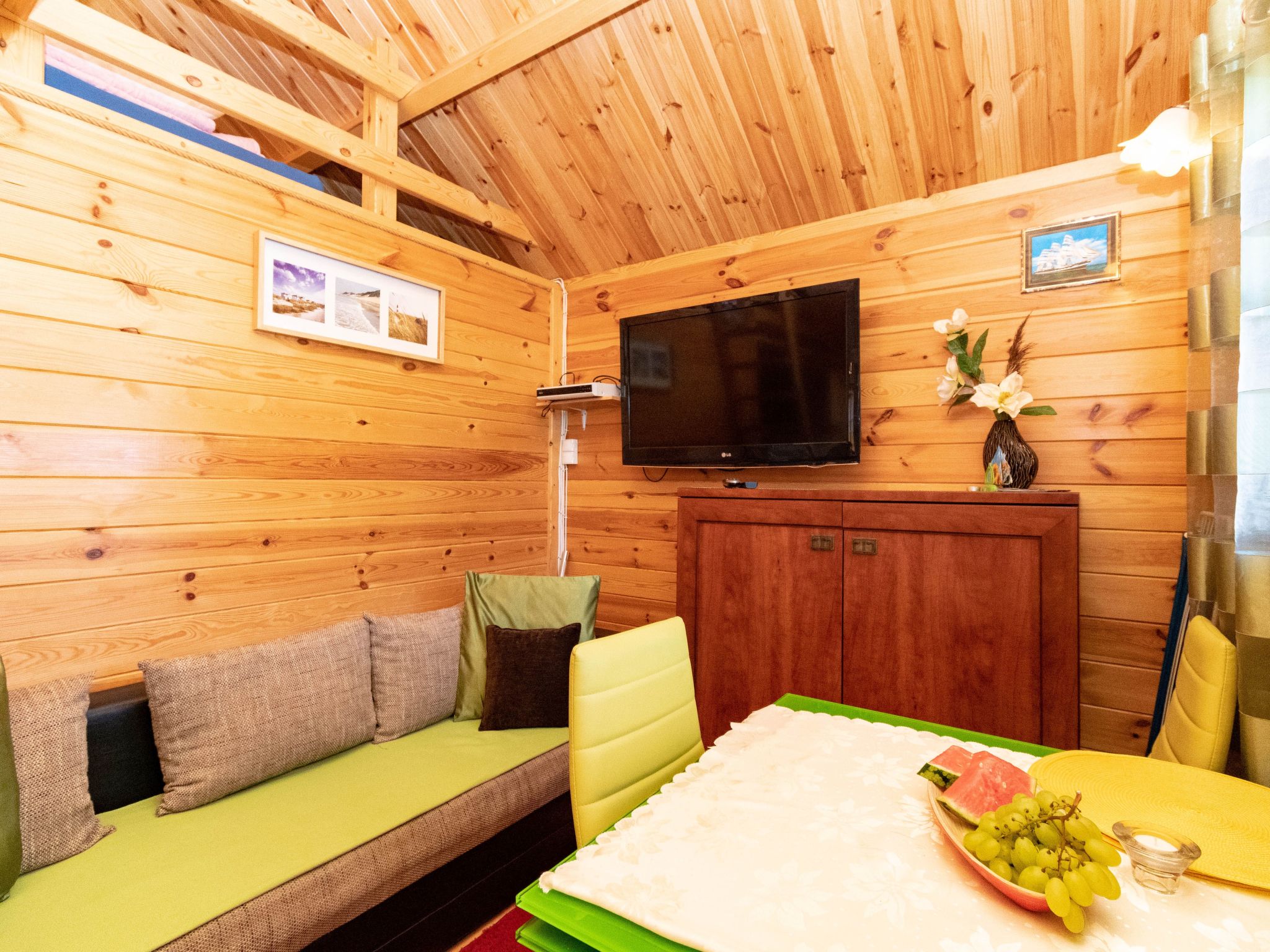 In Rusinowo mit Terrasse und Garten-Inside