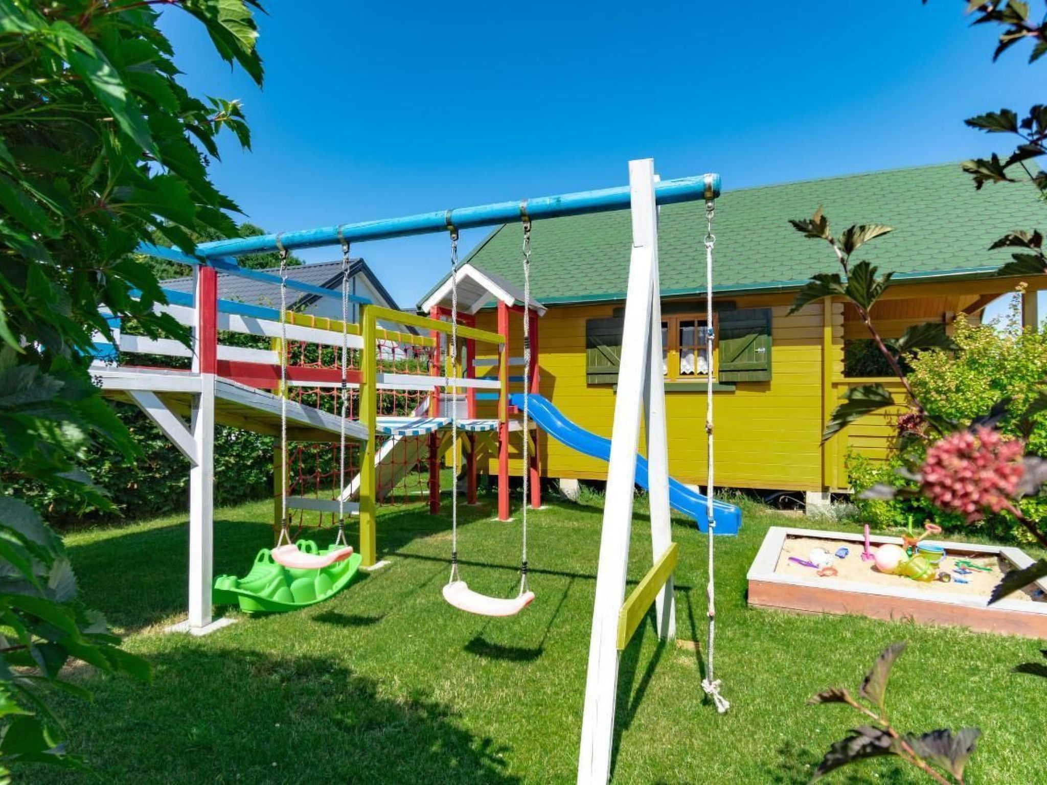 In Rusinowo mit Terrasse und Garten-Inside