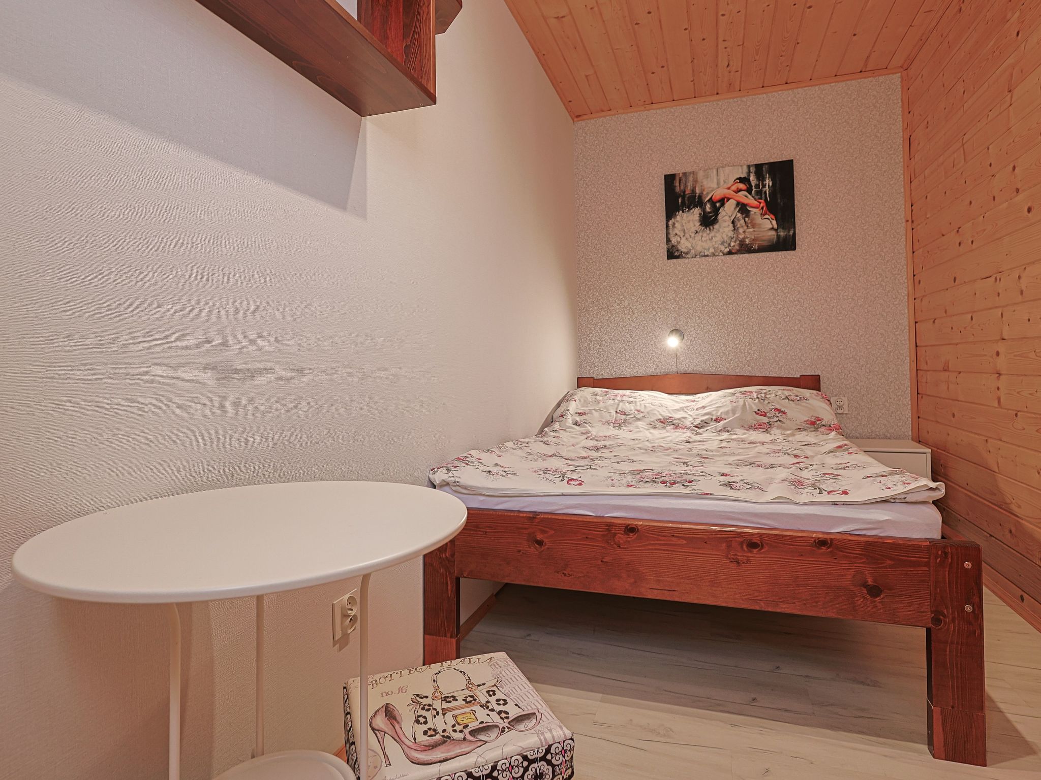 Wohnung "Aurora 2" z tarasem-Drinnen