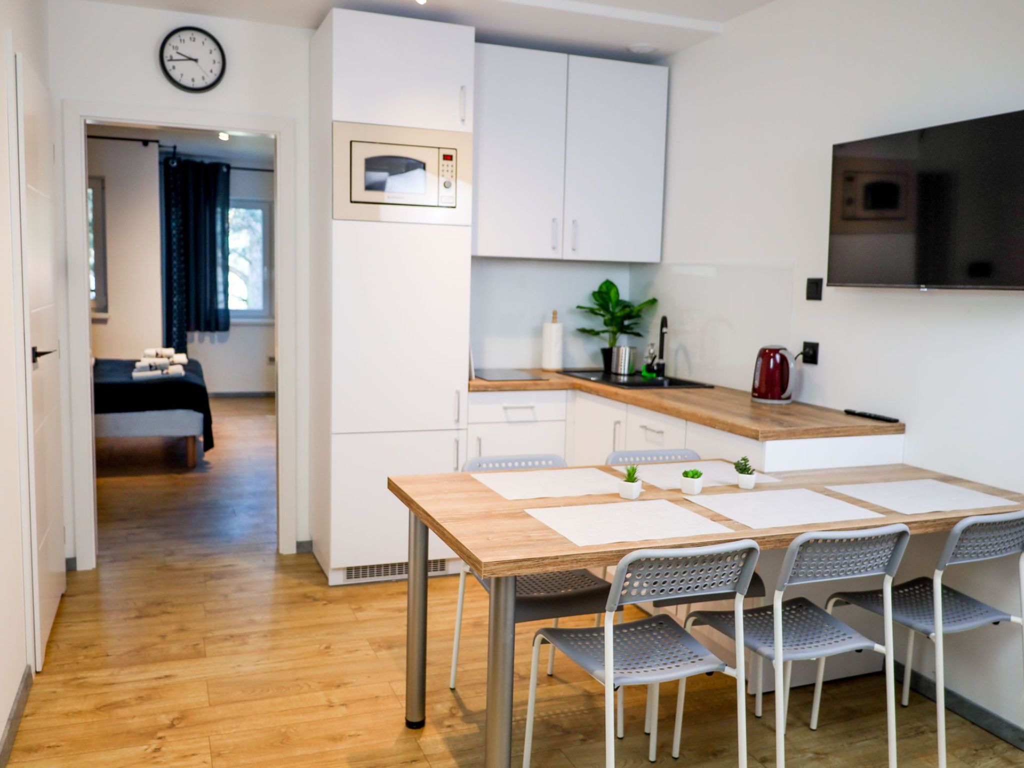 Studio-Wohnung "Apartment 16B" mit Schwimmbad-Binnen
