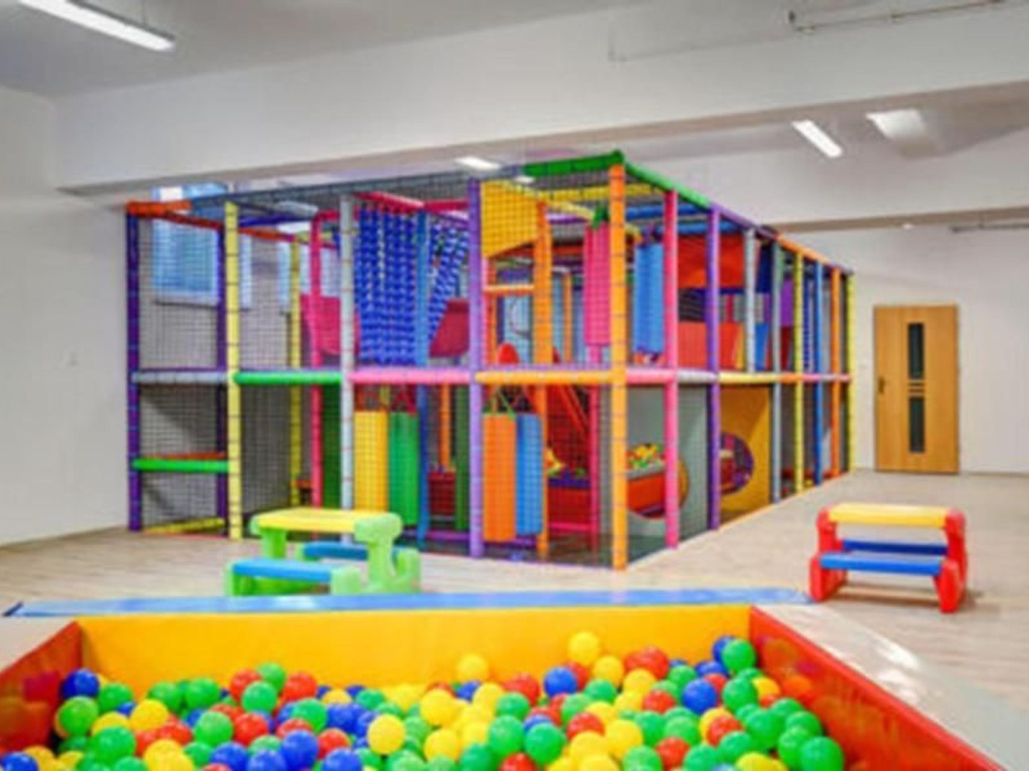 Studio-Wohnung "Apartment 16B" mit Schwimmbad-Binnen