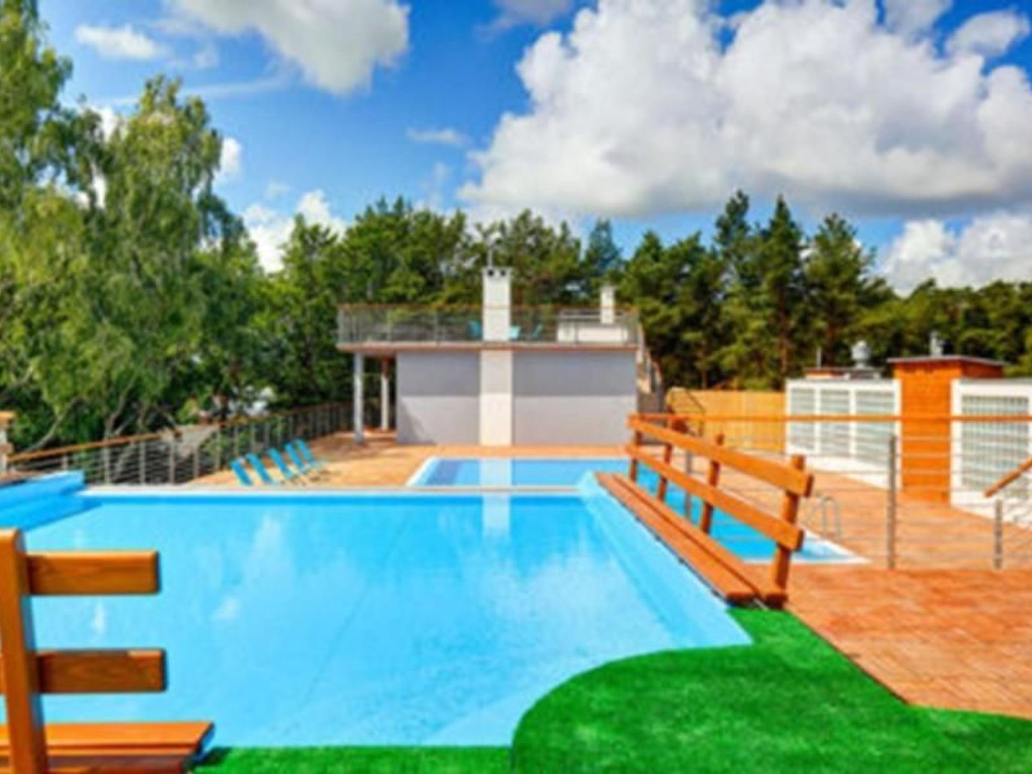 "Apartment 18B" mit Schwimmbad-Binnen