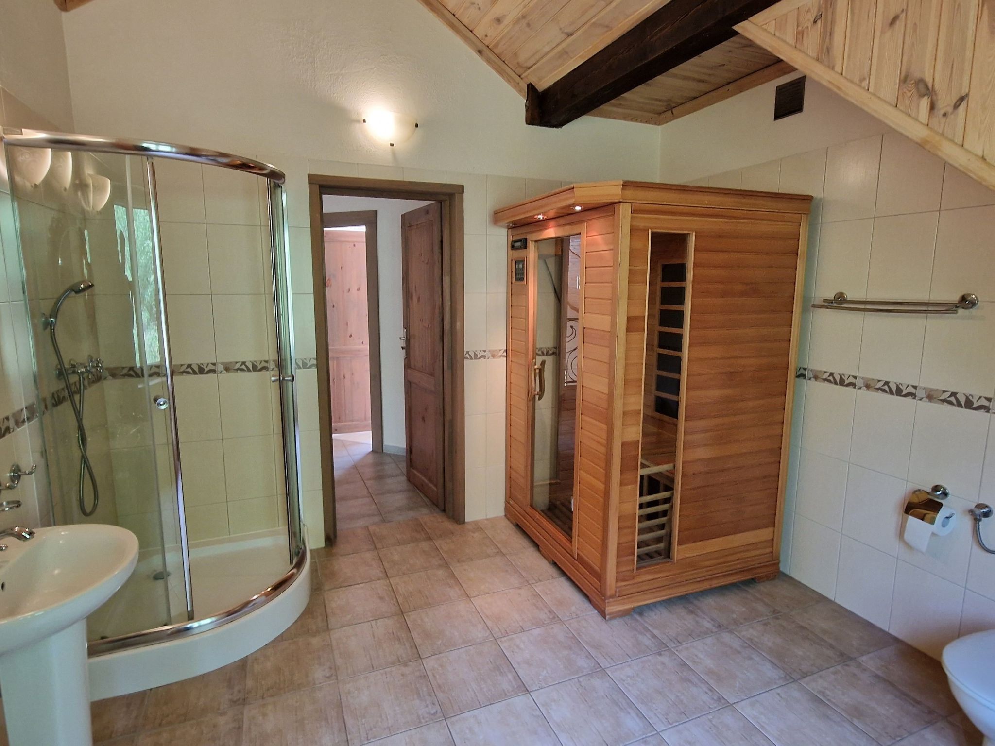 Haus am See mit Sauna-Binnen