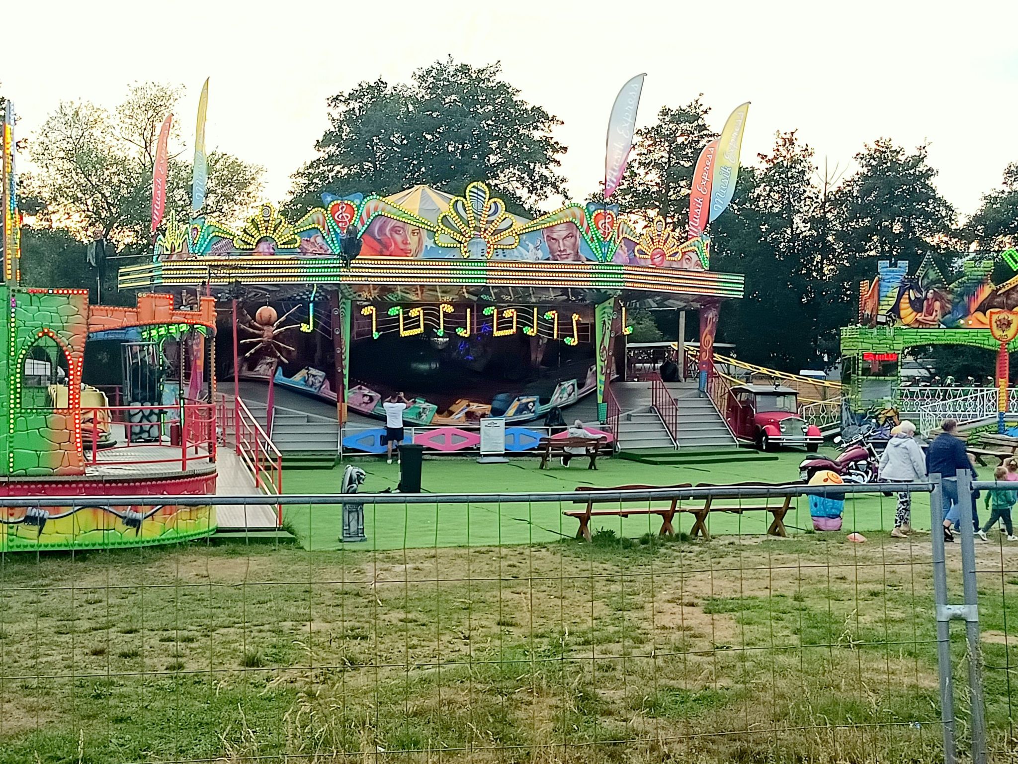 "Paradise Star2" mit eigener Terrasse-Binnen