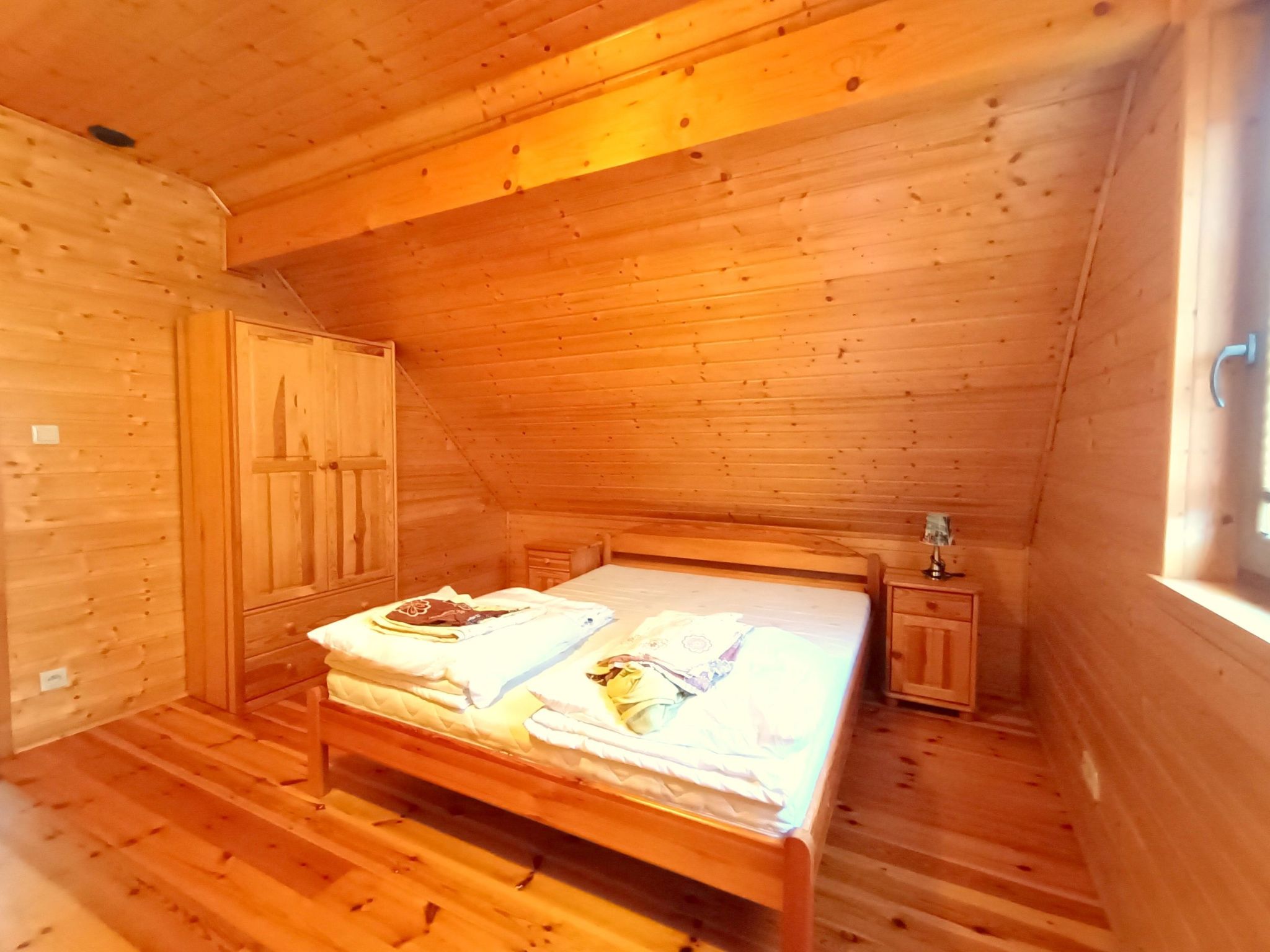 "Paradise Star Bobolin"-Binnen