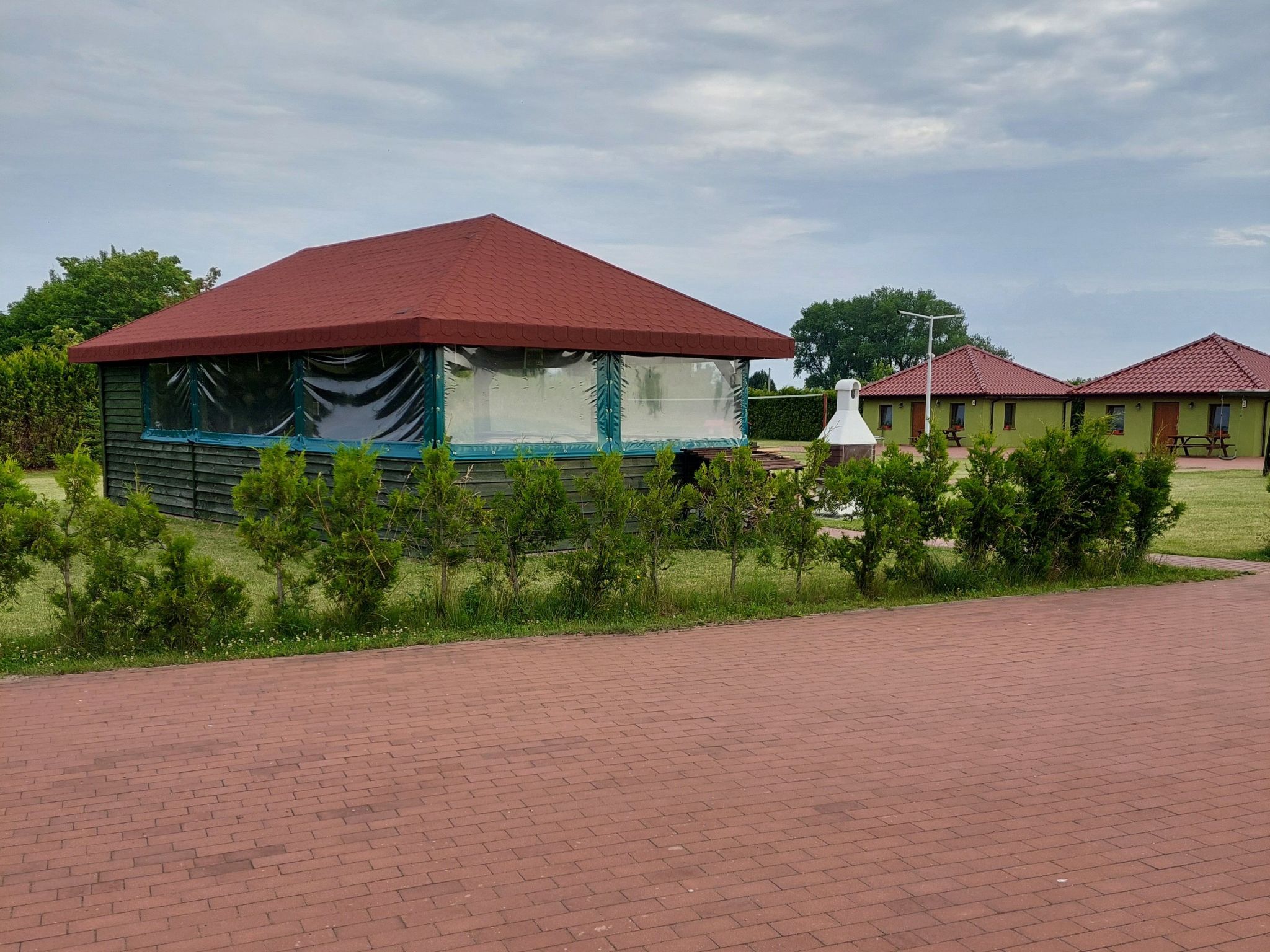 Green Corner Cottage 4-Outside