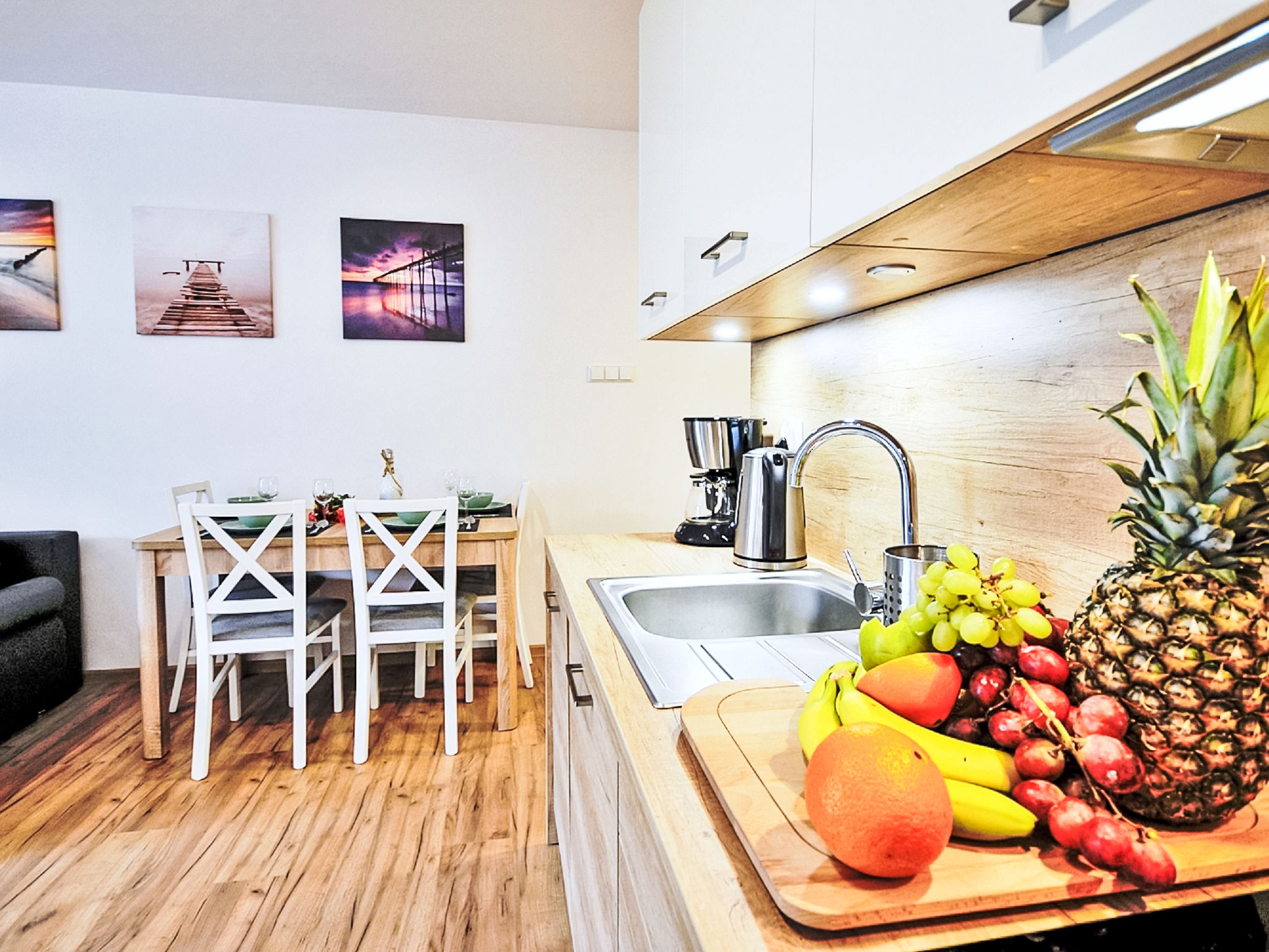 Kitchen / Dining Room