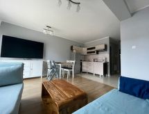 Licht appartement op 800 meter van de Oostzee met balkon en zeezicht - thumbnail 3