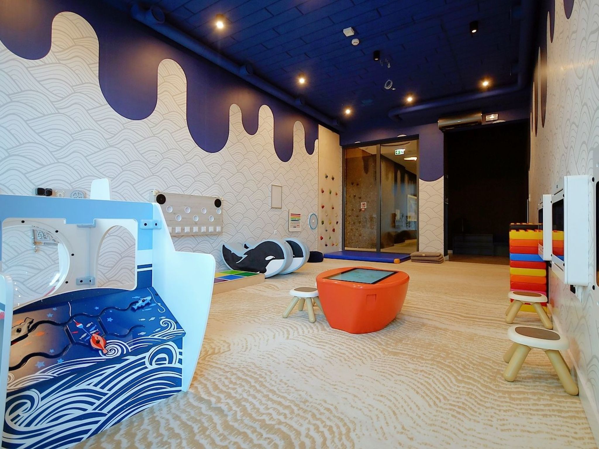 Appartement mit Pool - Binnen