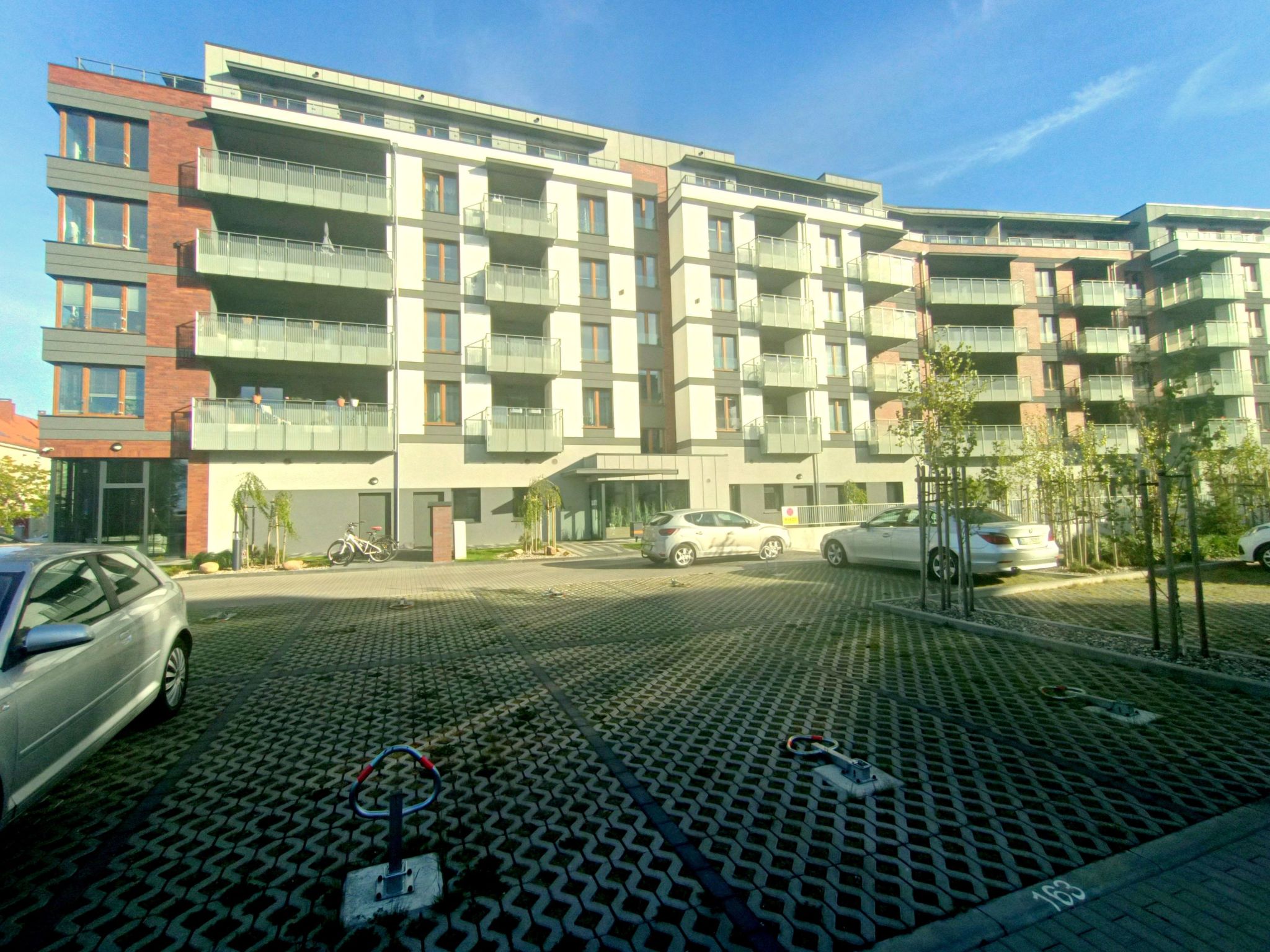 "Mazowiecka Park" mit Balkon-Binnen