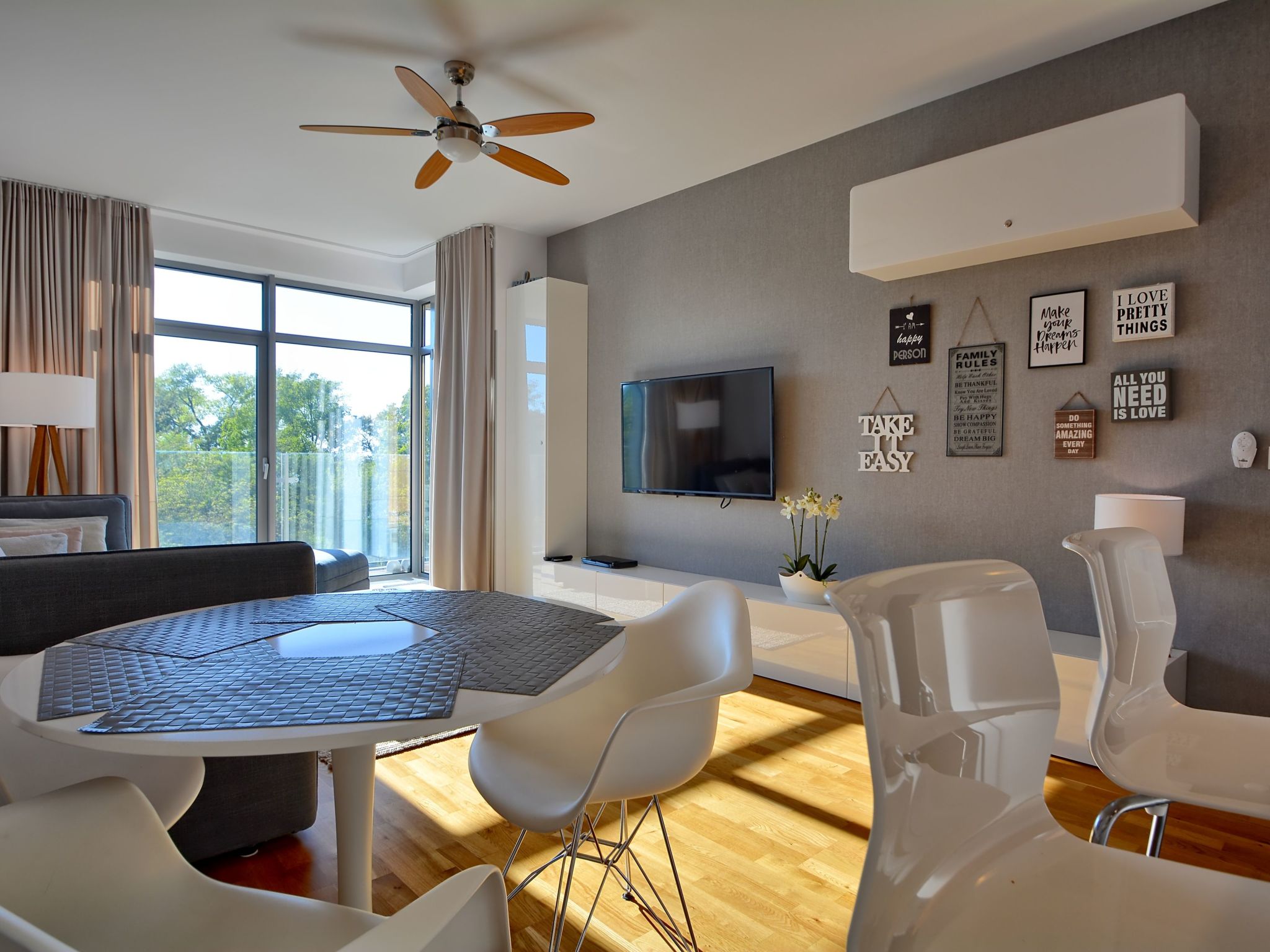 Luxuriöse Wohnung auf einer Düne mit Meerblick-Binnen