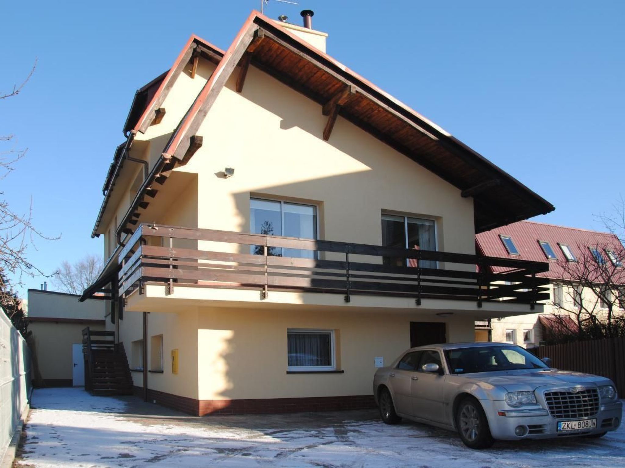 "M2" mit privatem Balkon