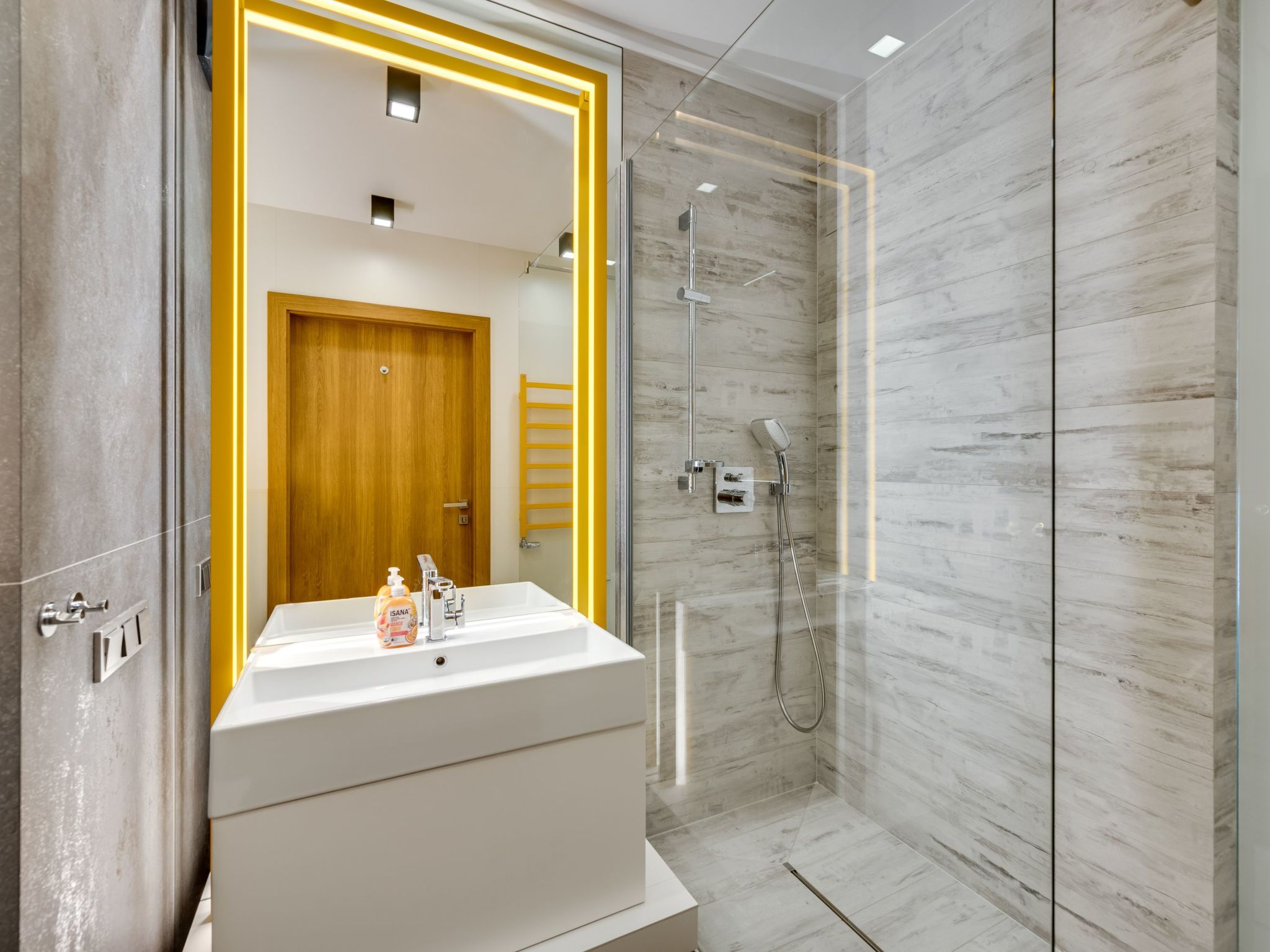 Altstadt-Wohnung Chmielna Park-Image-tags.info