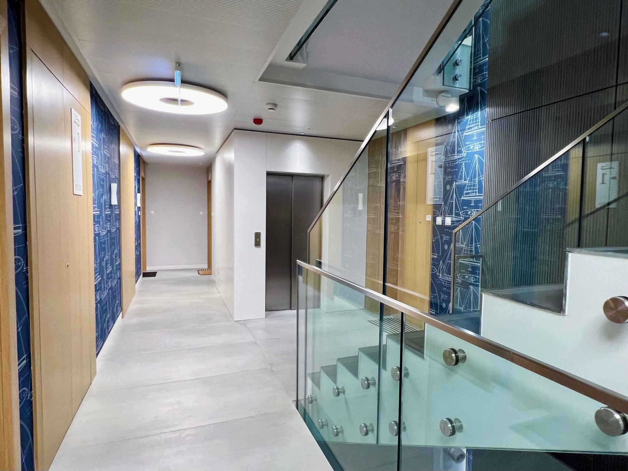 Yacht Park Apartment mit Panoramablick auf den Yachthafen in Gdynia, POLEN - Image-tags.info