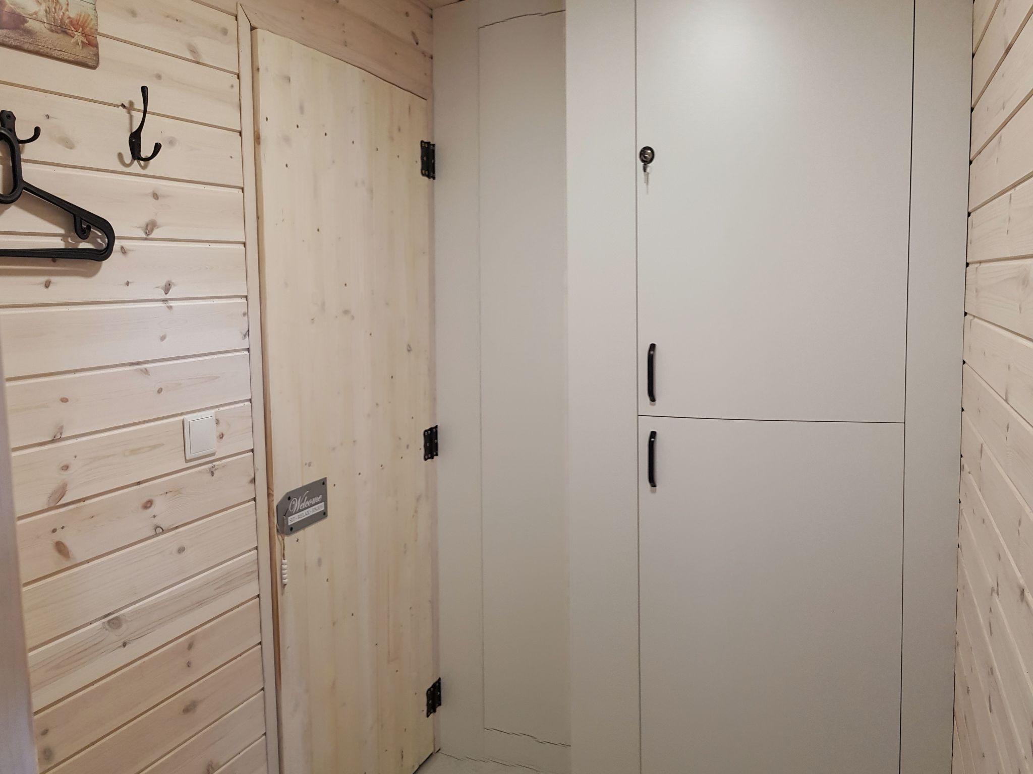 Gemütliches Ferienhaus in Gmina Stegna mit Terrasse, Grill und Garten-Binnen