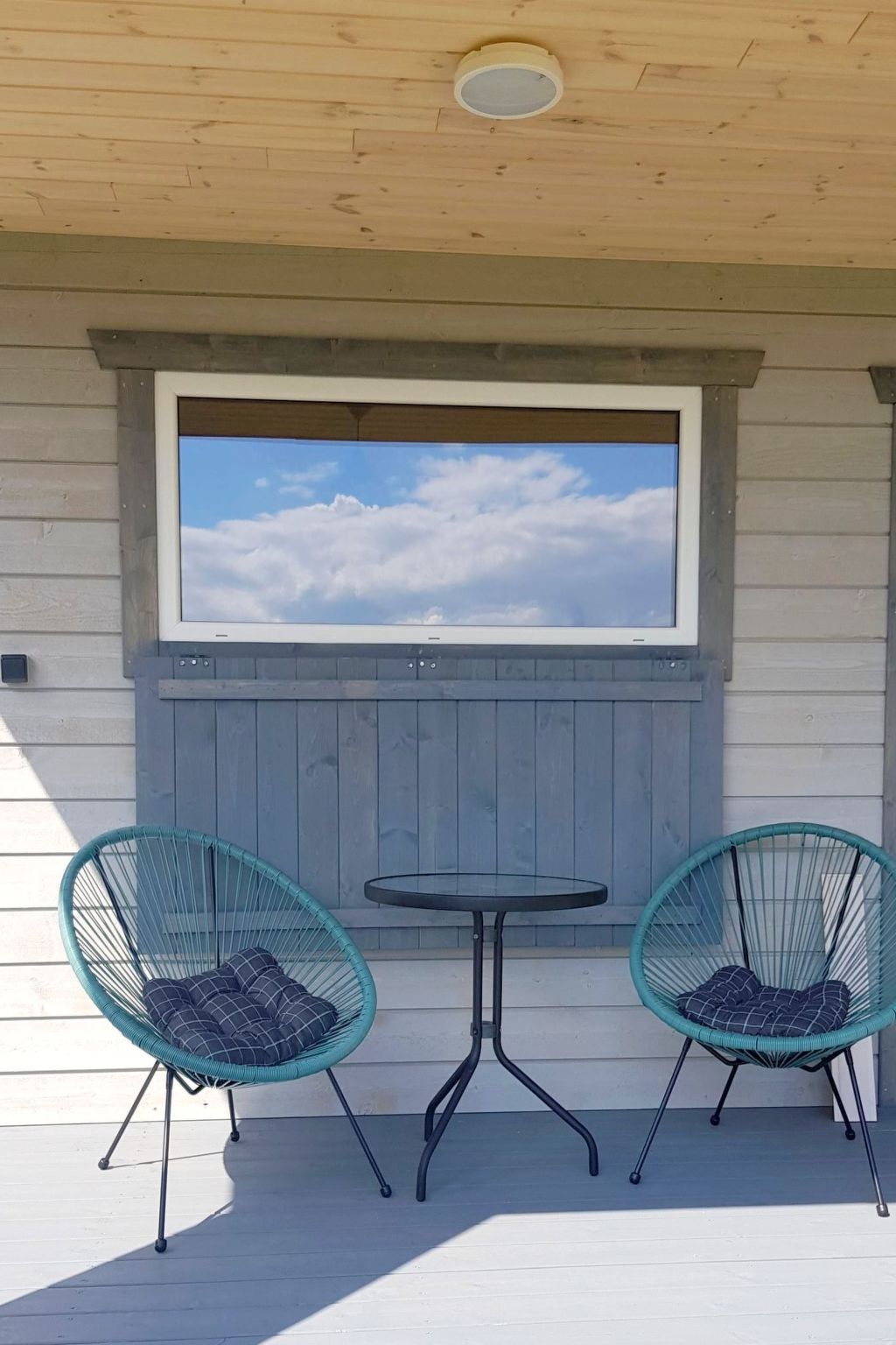 Gemütliches Ferienhaus in Gmina Stegna mit Terrasse, Grill und Garten-Image-tags.info