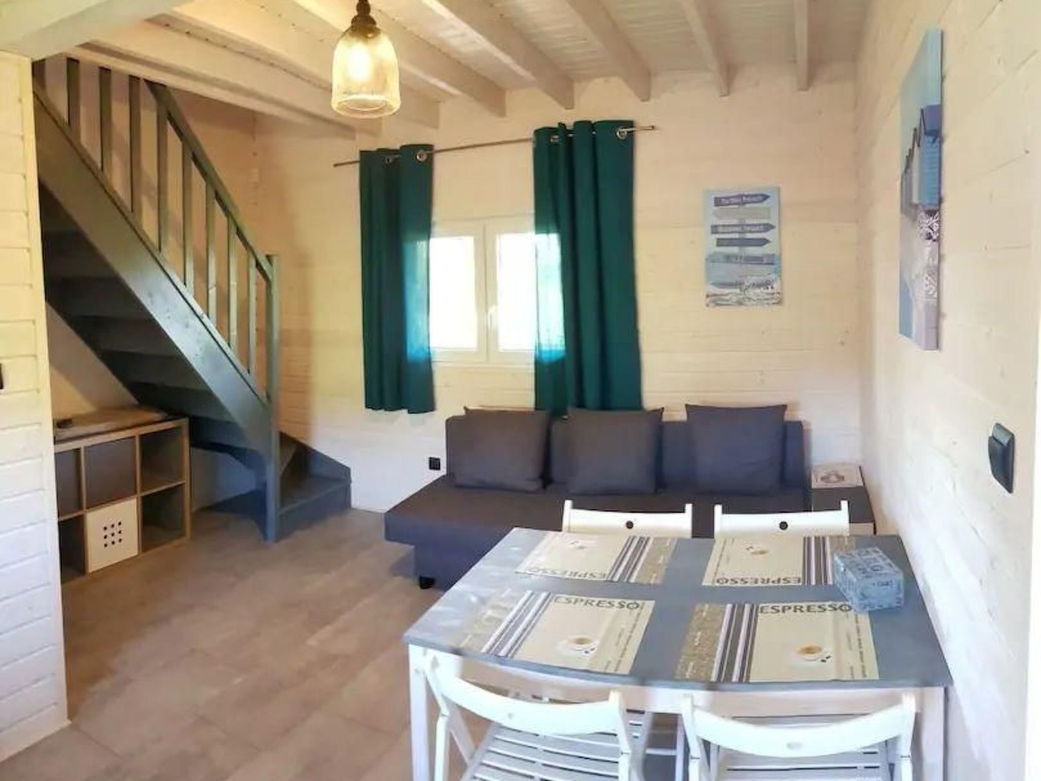 Blue Eco Cottage" Ferienhaus mit Wasserblick-Binnen