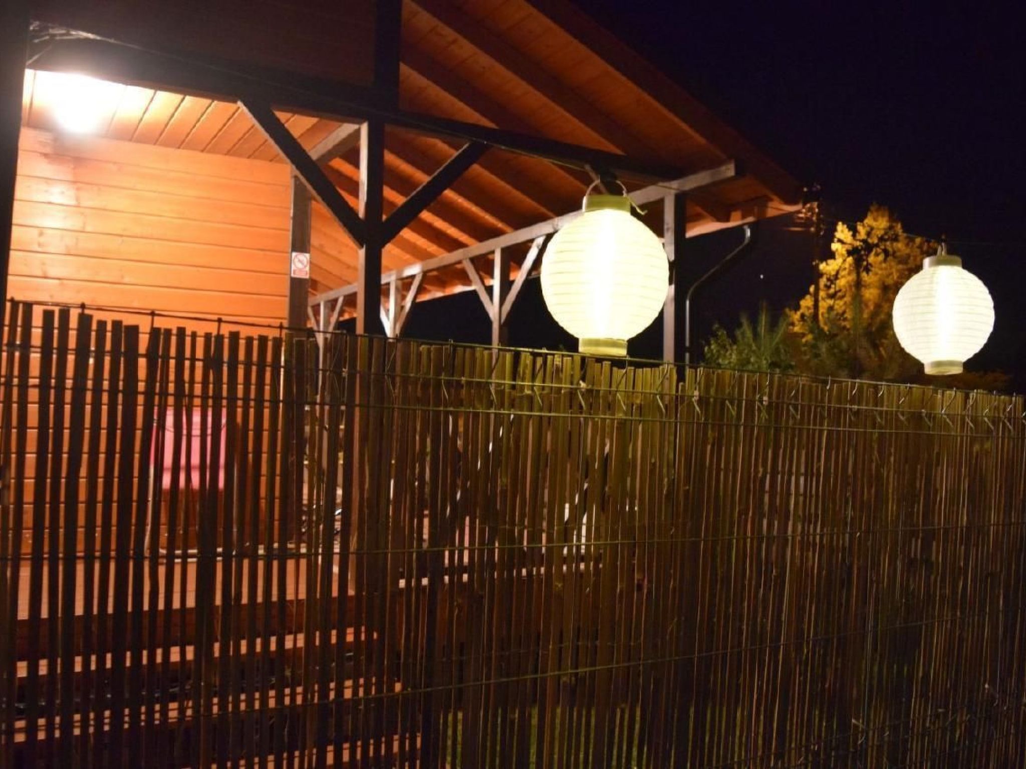 "Eko Domek" mit eigener Terrasse-Buiten