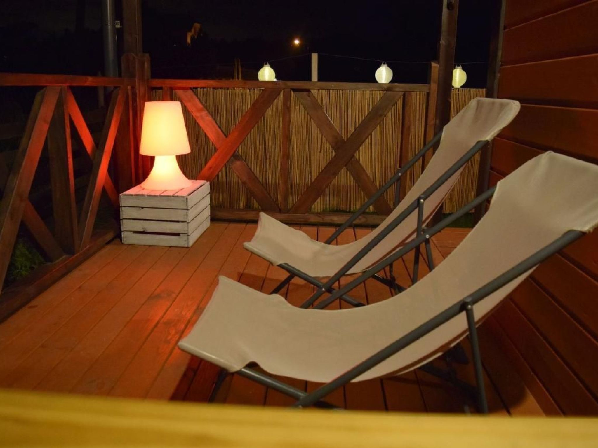 "Eko Domek" mit eigener Terrasse-Buiten