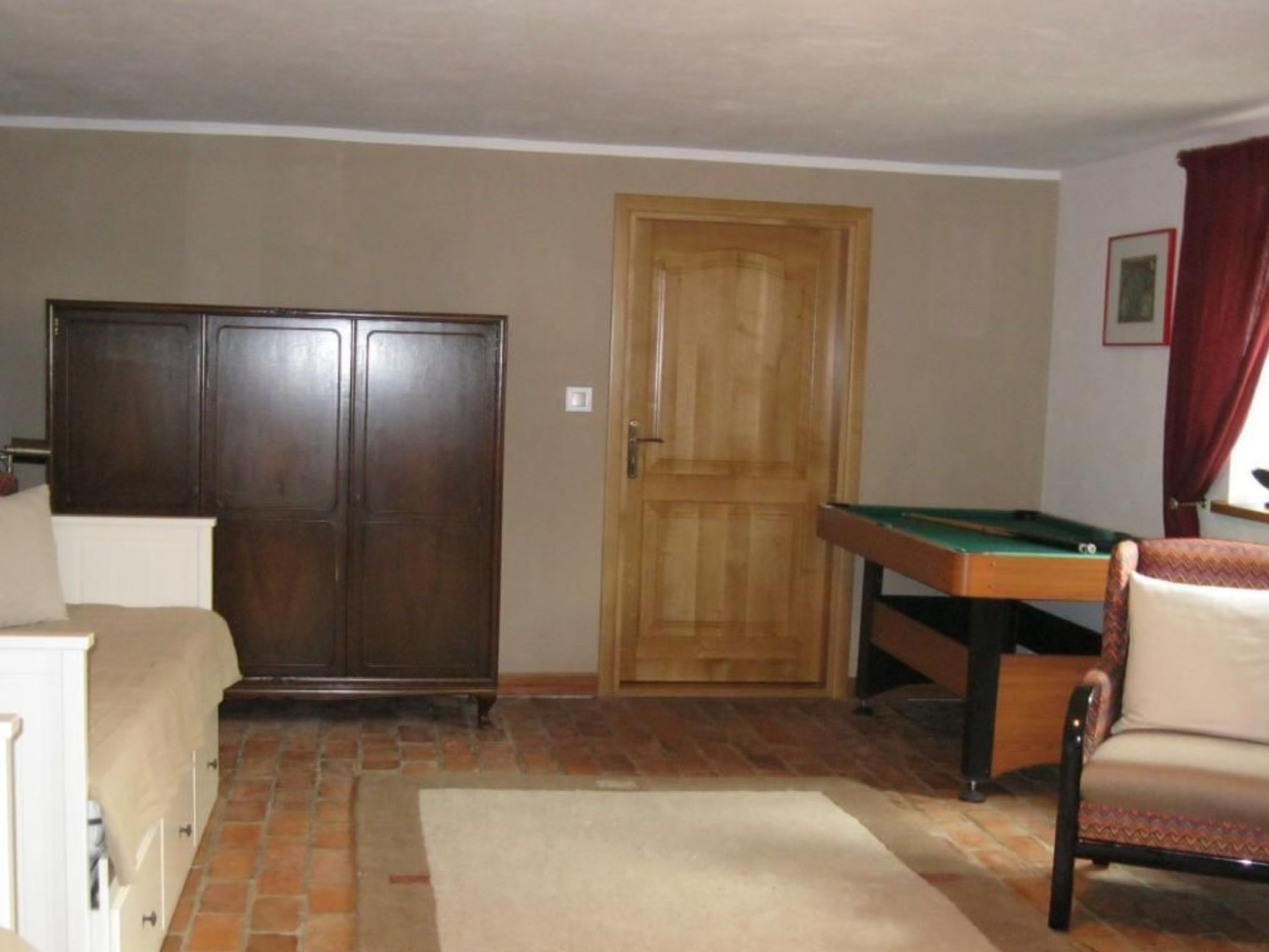 In Szopa mit Garten und Terrasse-Binnen